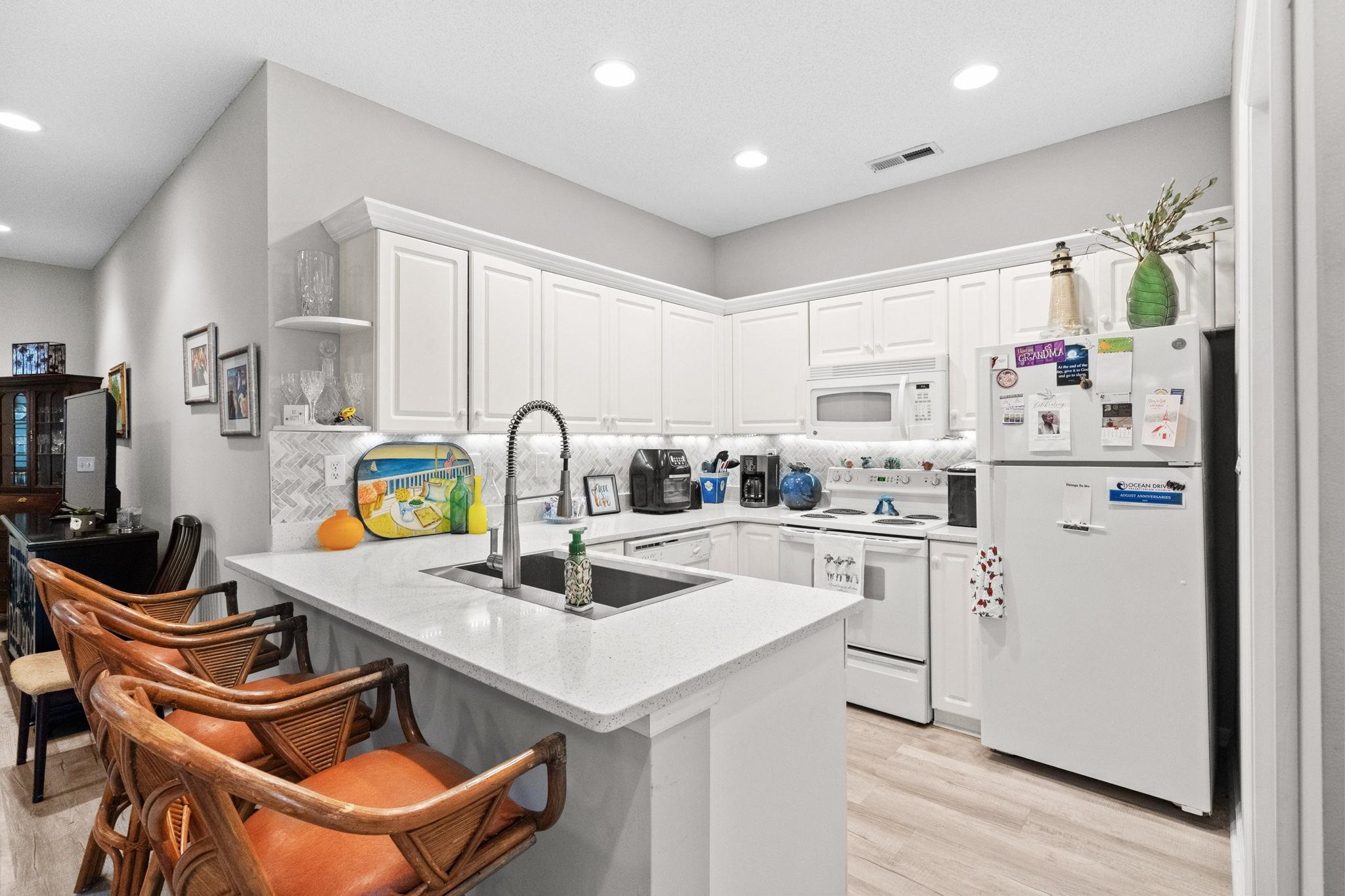 4662 Lightkeepers Way Property Photo 16
