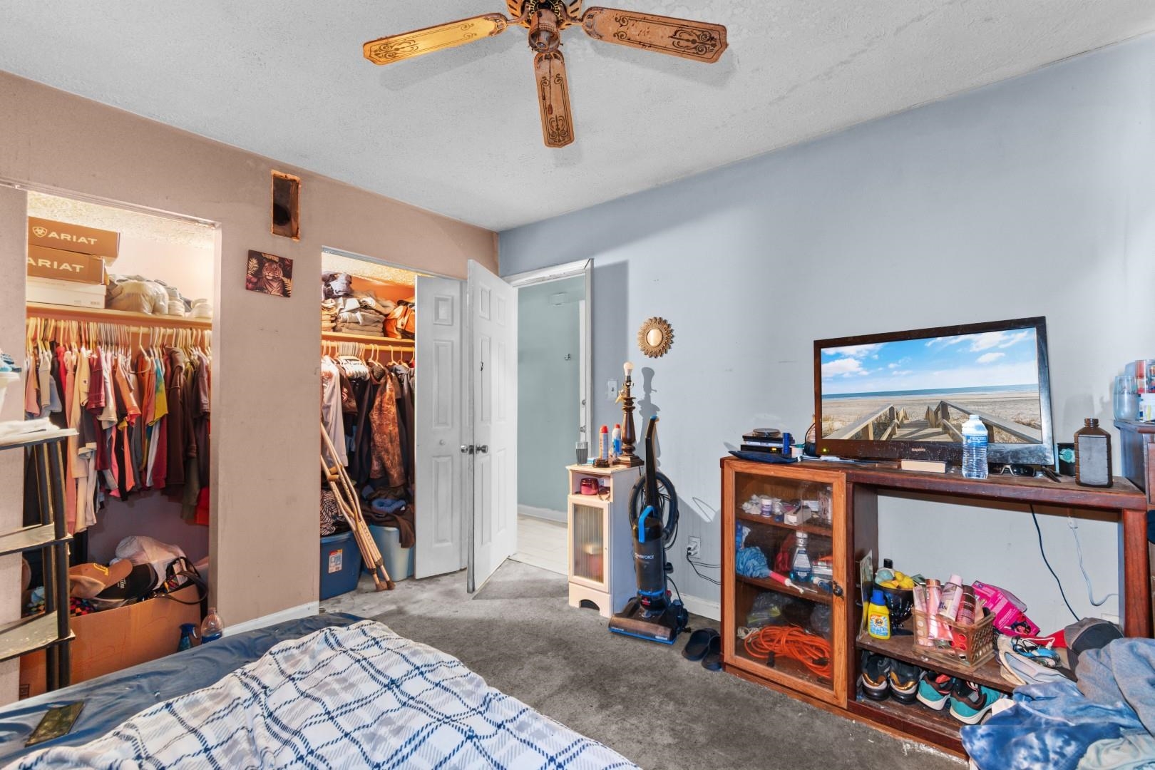 900 Deer Creek Rd. Property Photo 11