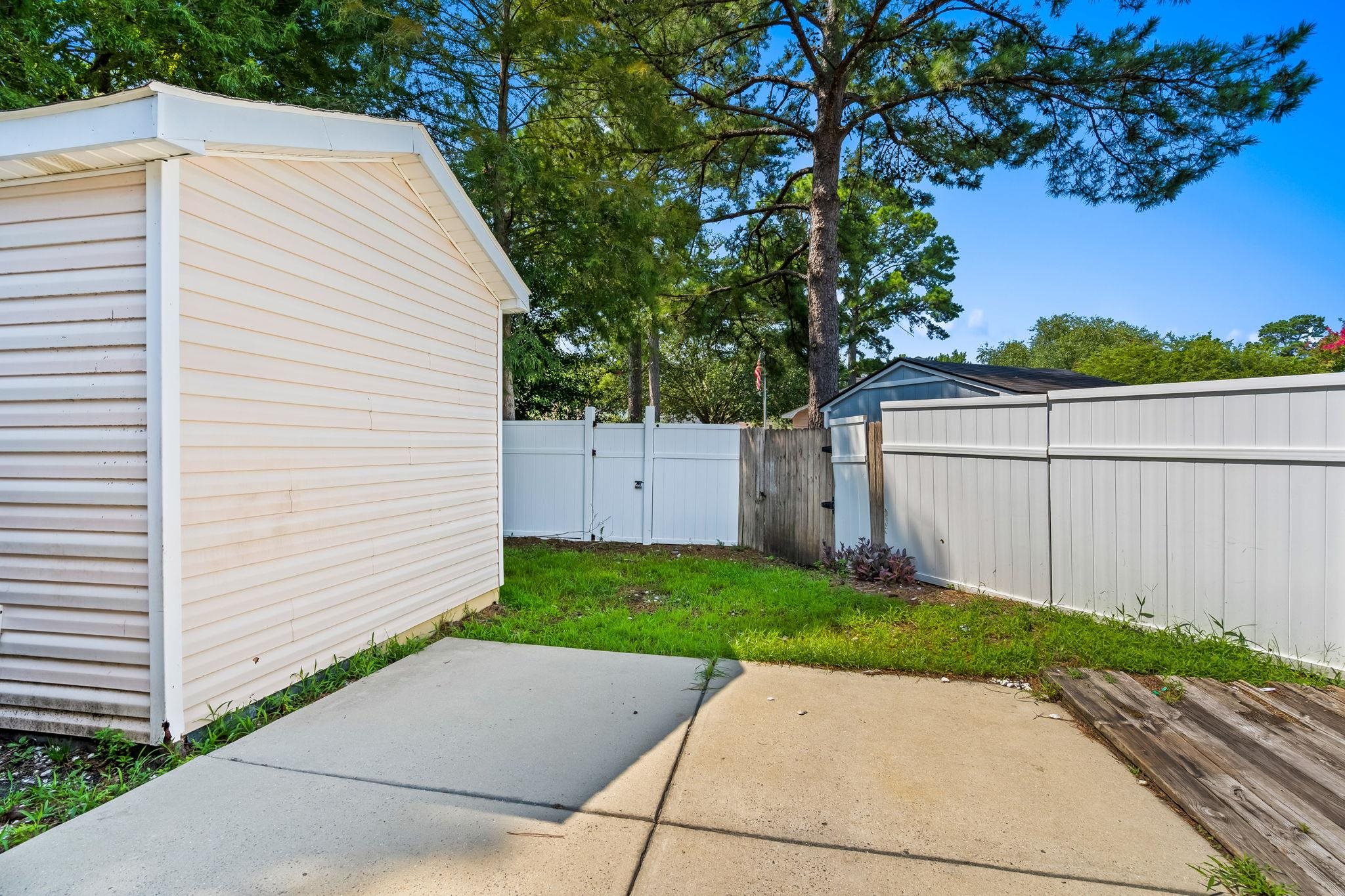 9701 Ashley Ln. Property Photo 32