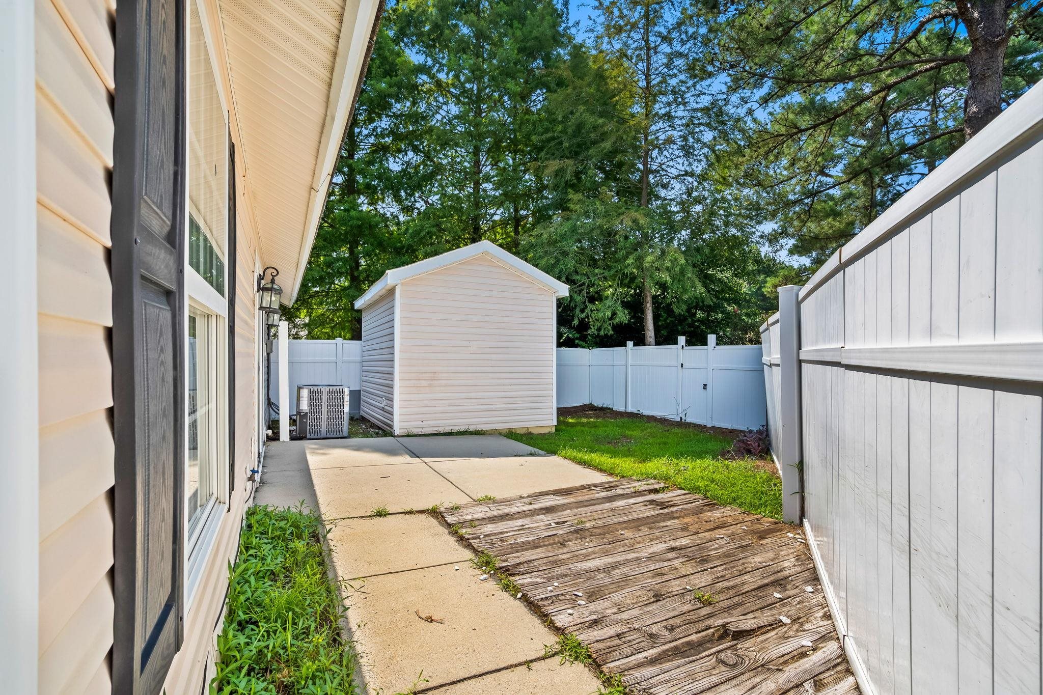9701 Ashley Ln. Property Photo 34