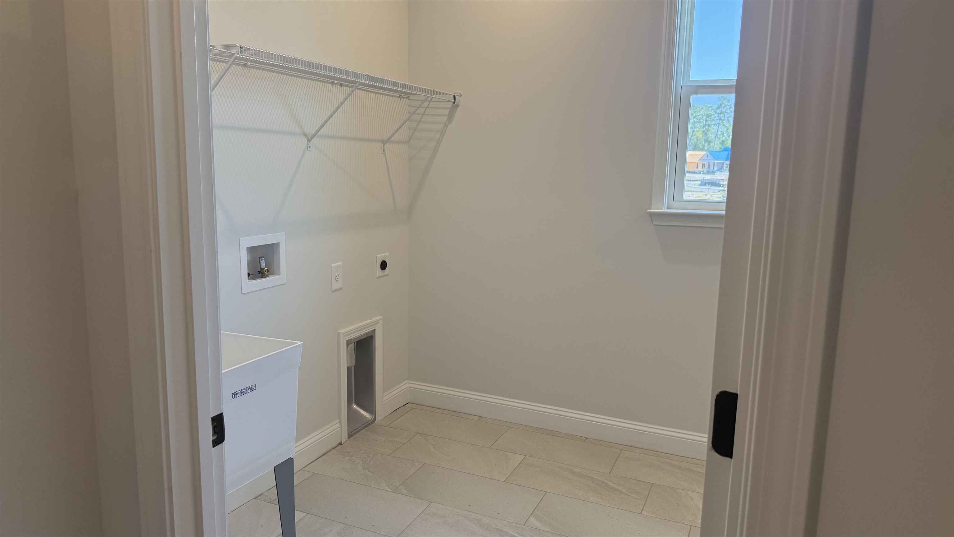 1525 Winding Creek Way Property Photo 15