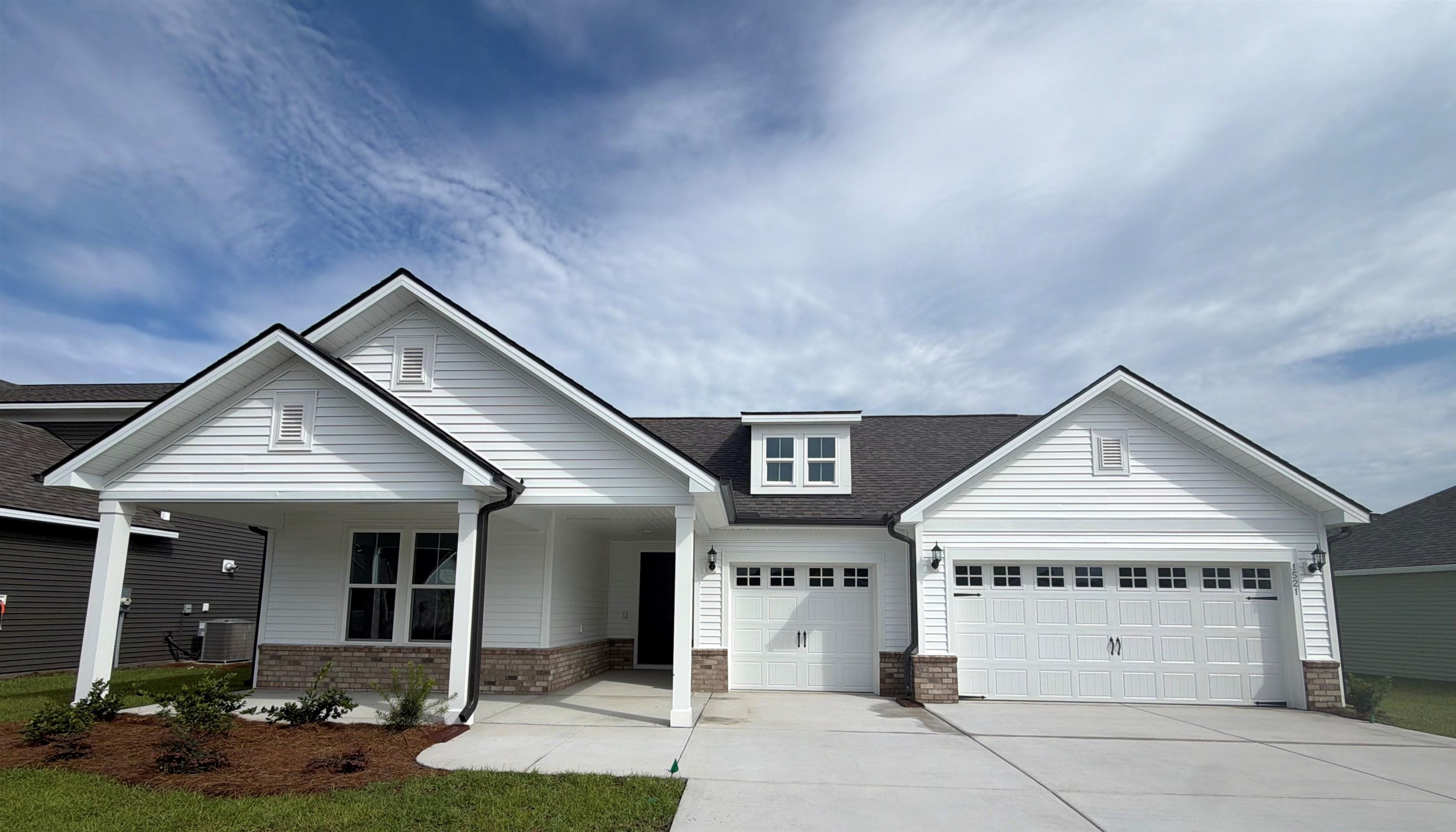 1521 Winding Creek Way Property Photo 1