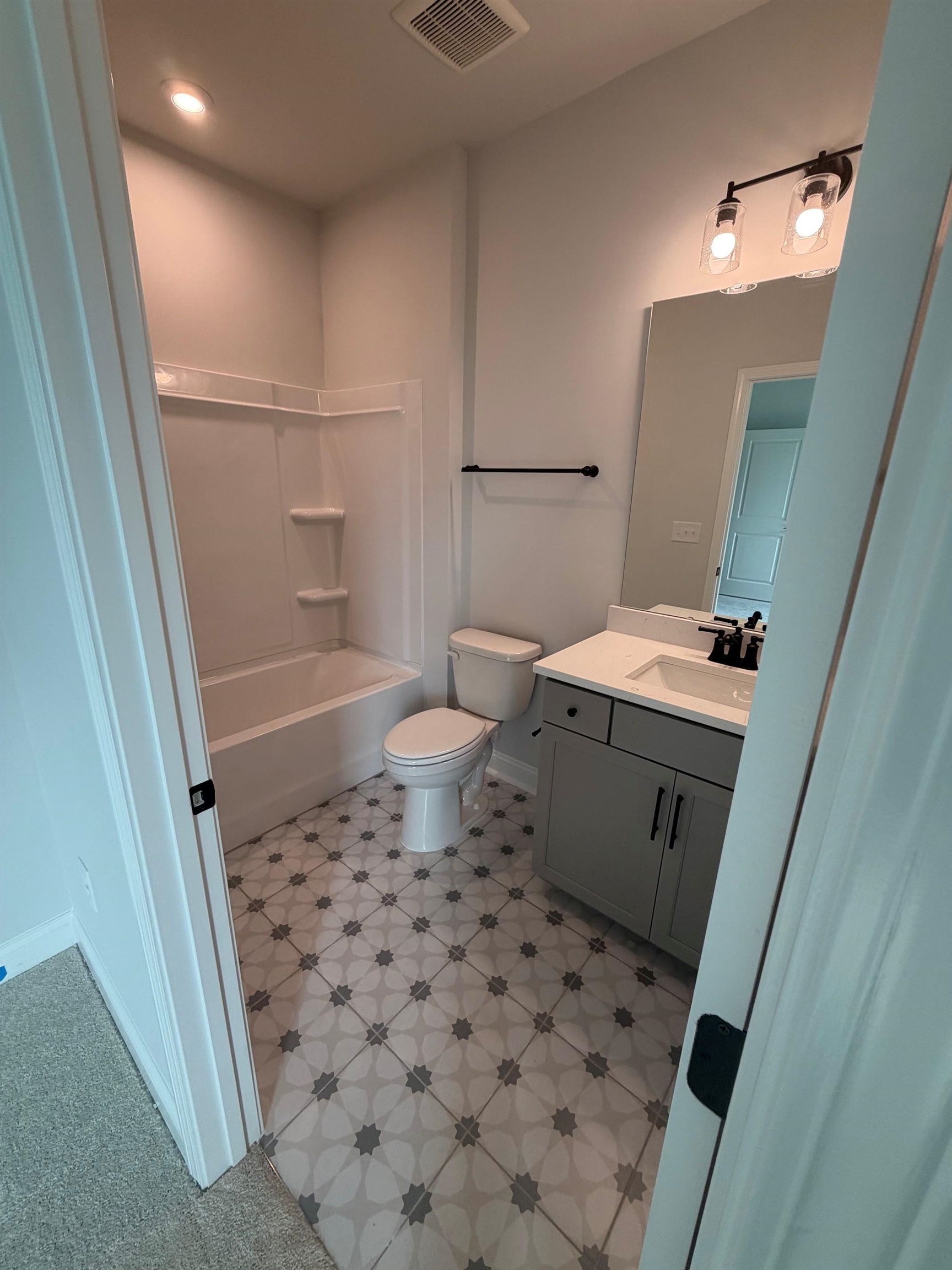 1521 Winding Creek Way Property Photo 11