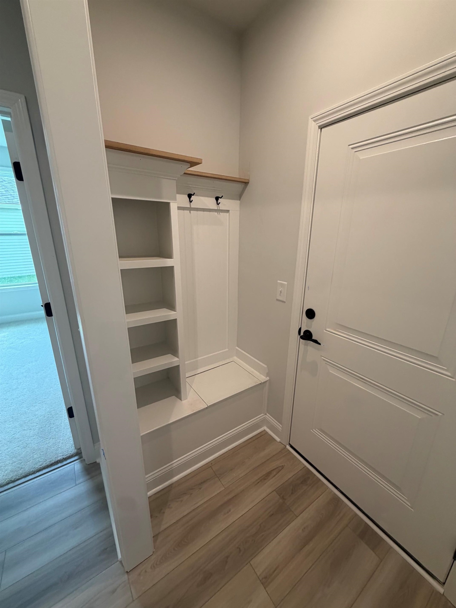 1521 Winding Creek Way Property Photo 12