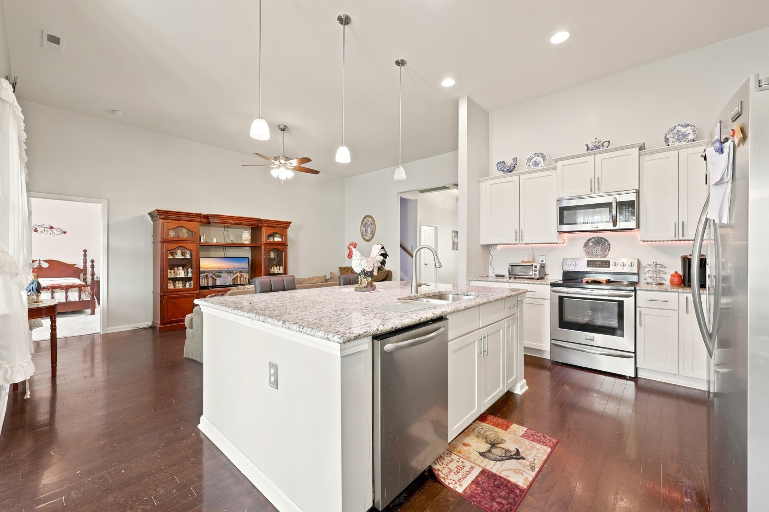 747 Callant Dr. Property Photo 12