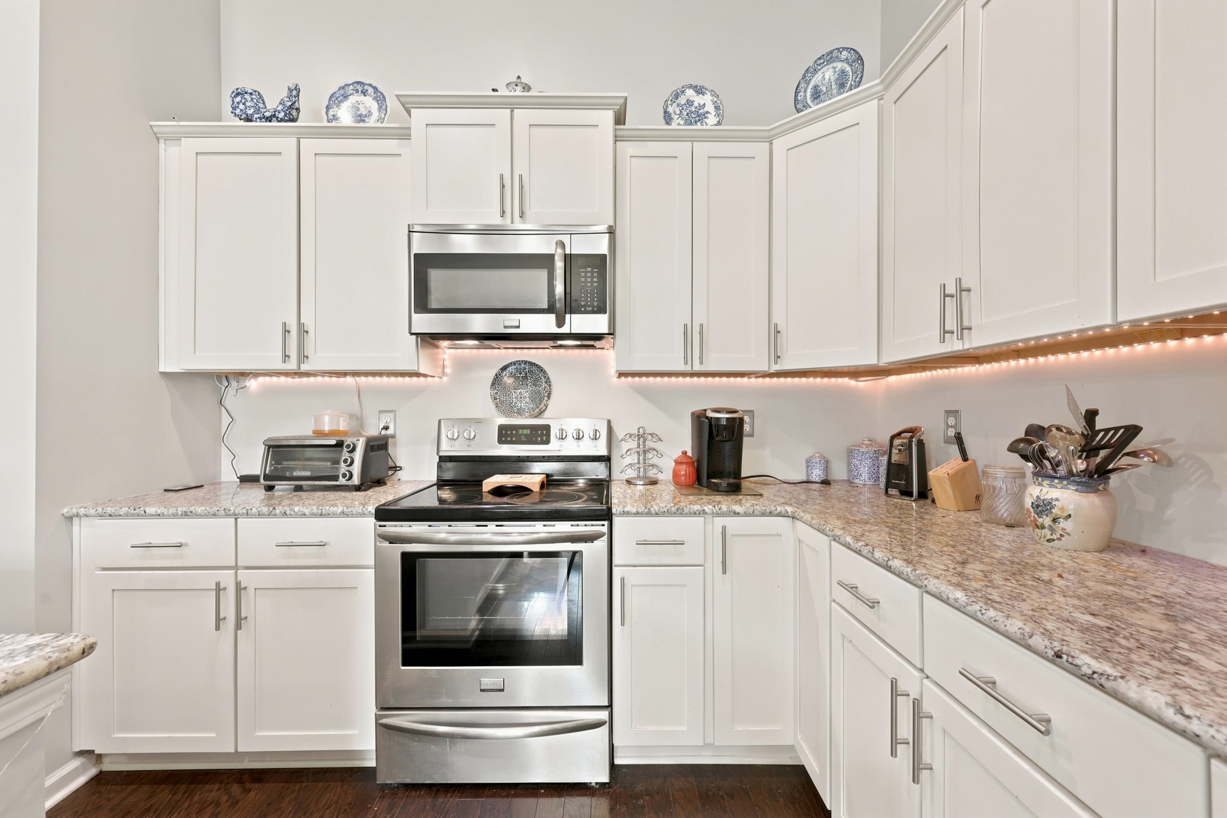 747 Callant Dr. Property Photo 16