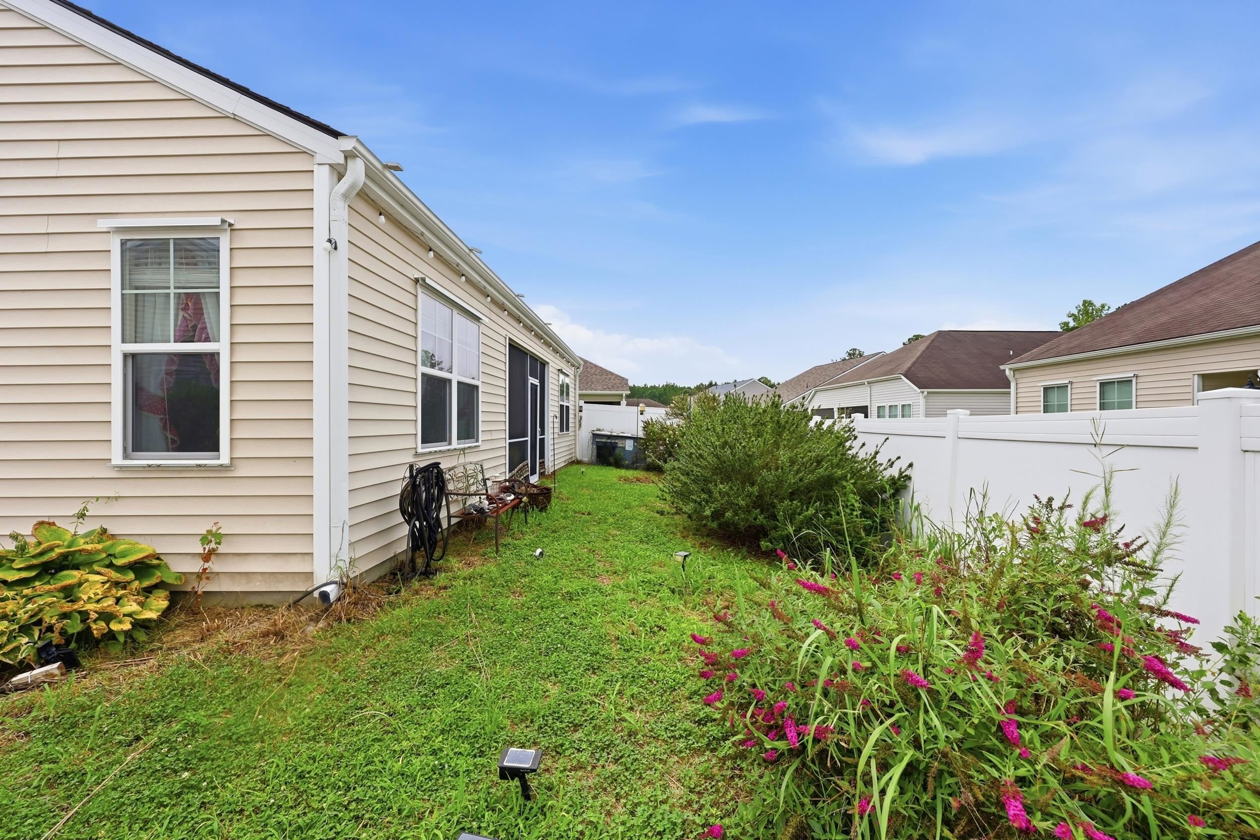 747 Callant Dr. Property Photo 33