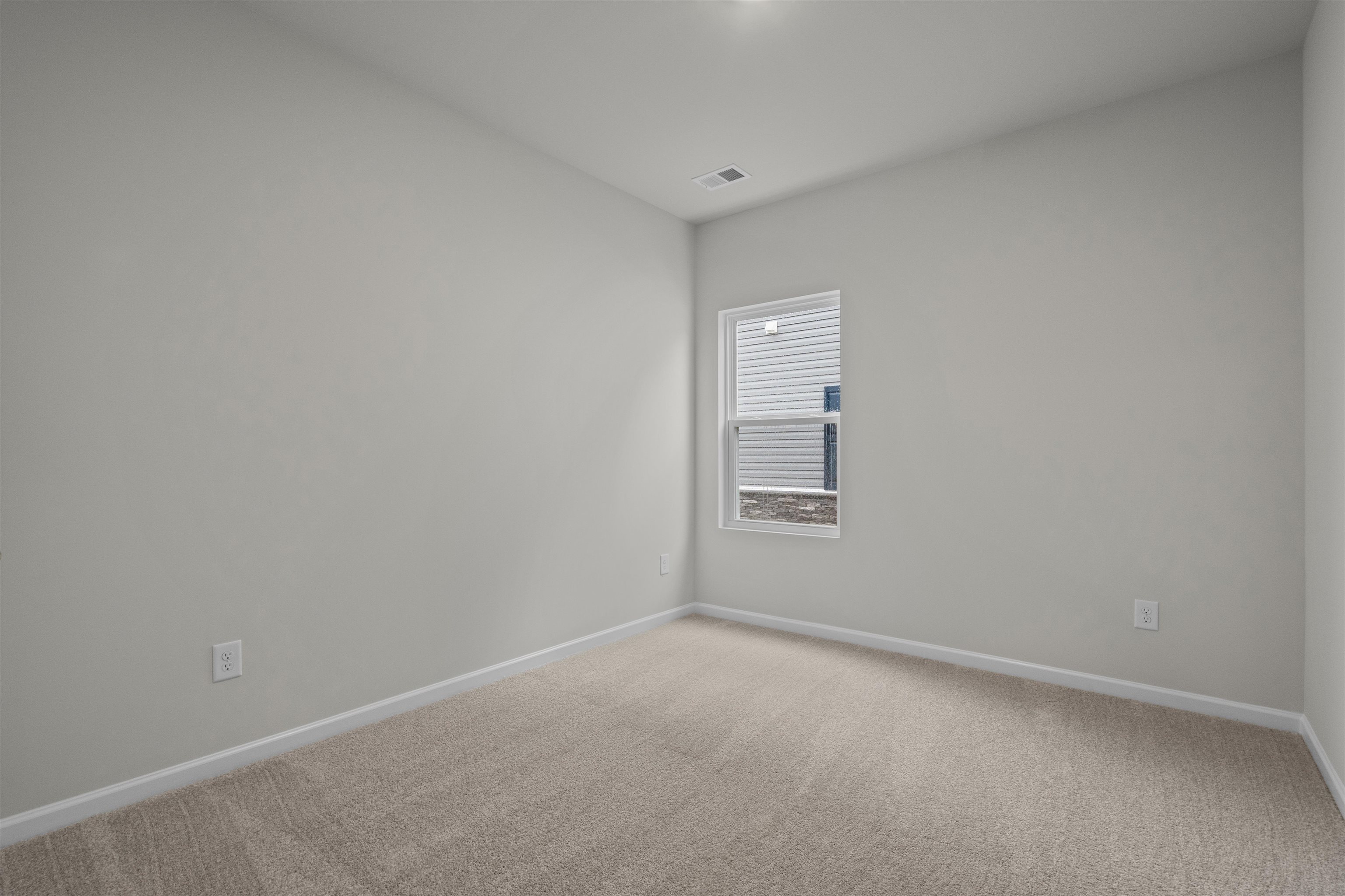 2400 Campton Loop Property Photo 22