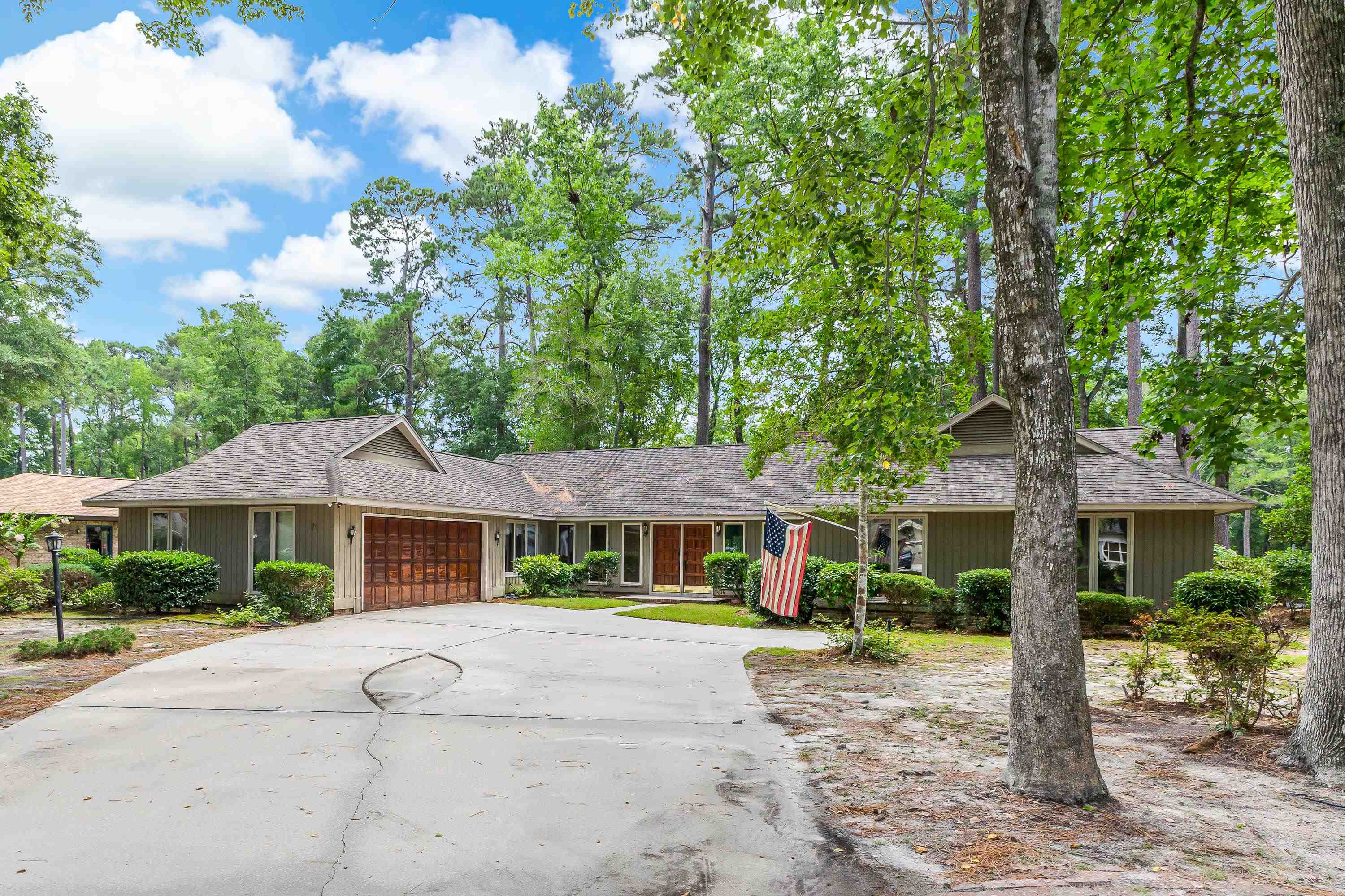 71 Calabash Dr. Property Photo 1