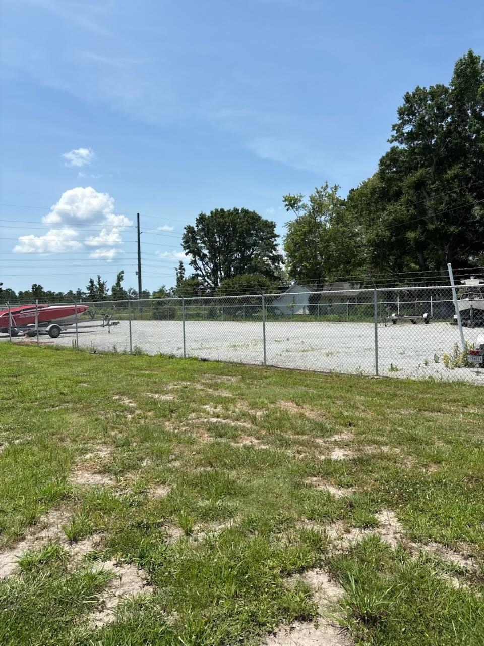 160 Nw Hickman Rd. Property Photo 2
