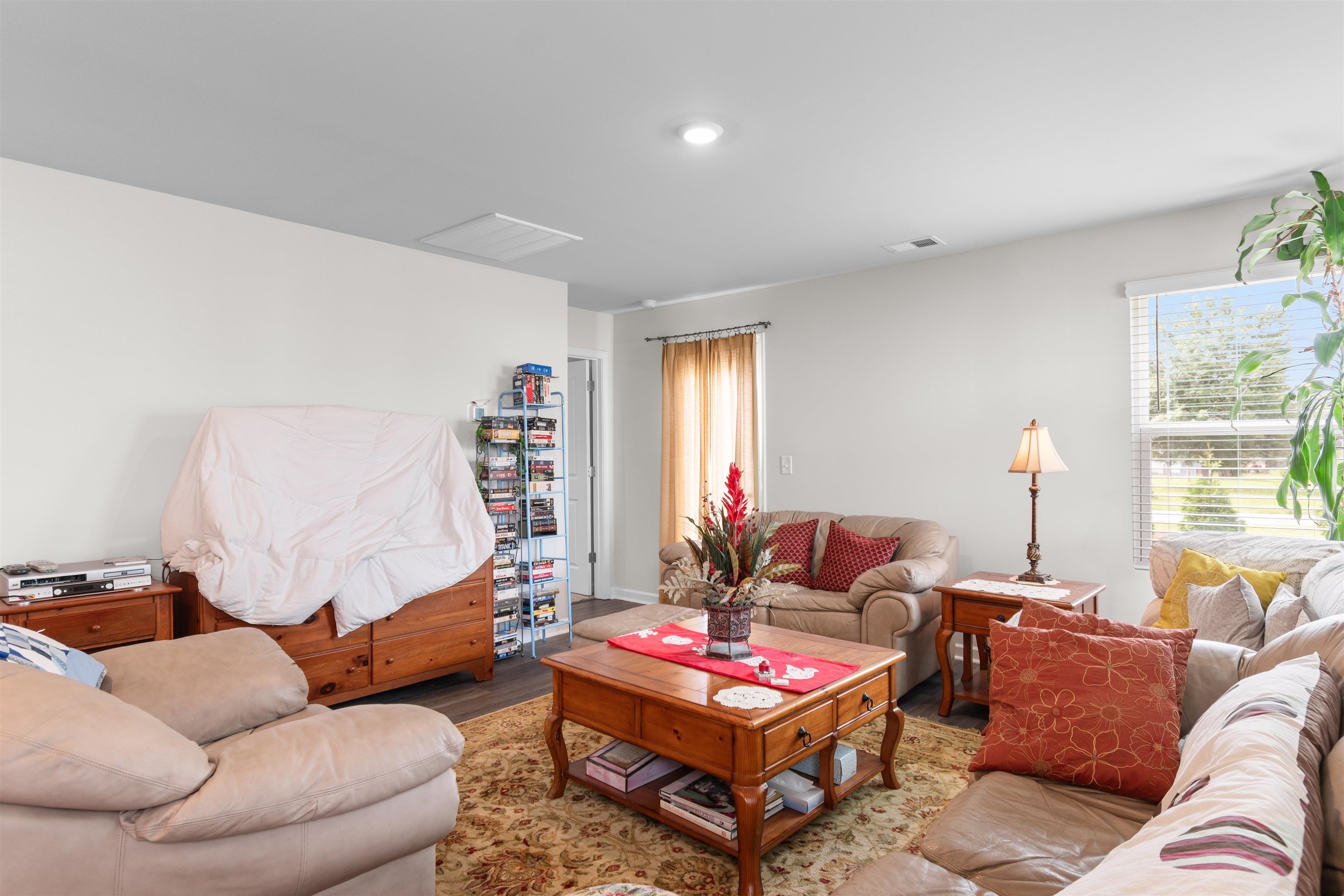 32 Cape Point Dr. Property Photo 12