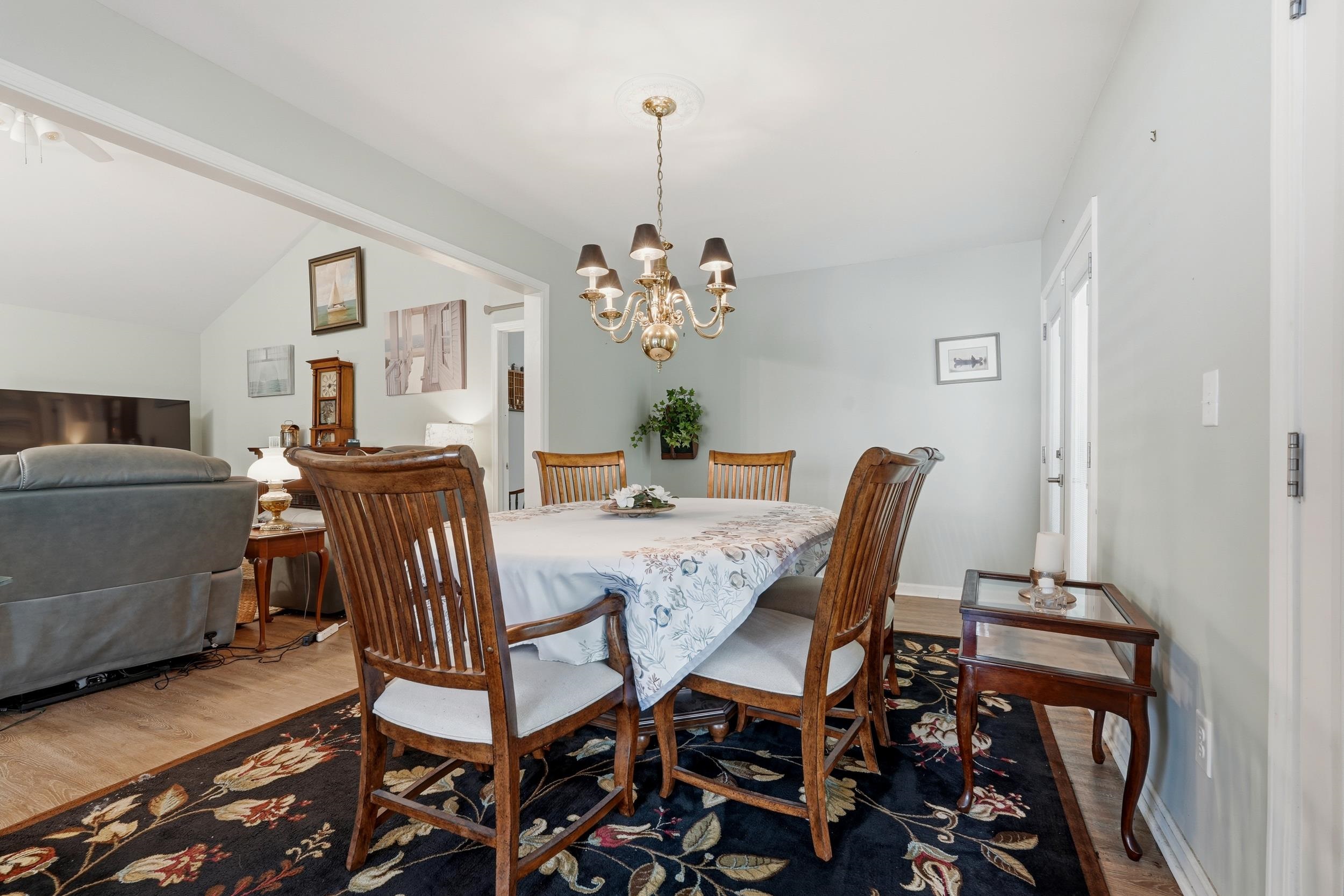 4550 Fringetree Dr. Property Photo 12