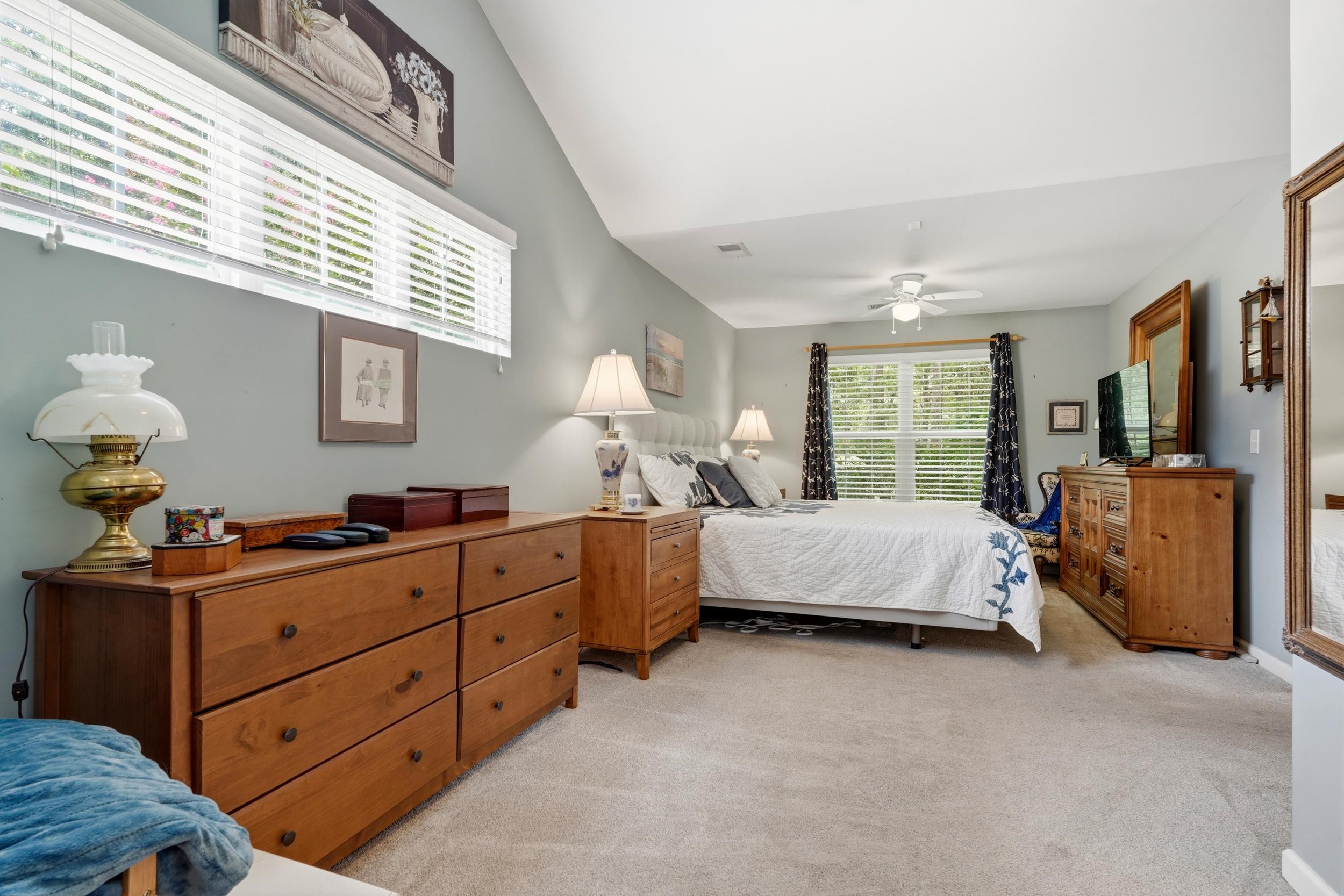 4550 Fringetree Dr. Property Photo 16