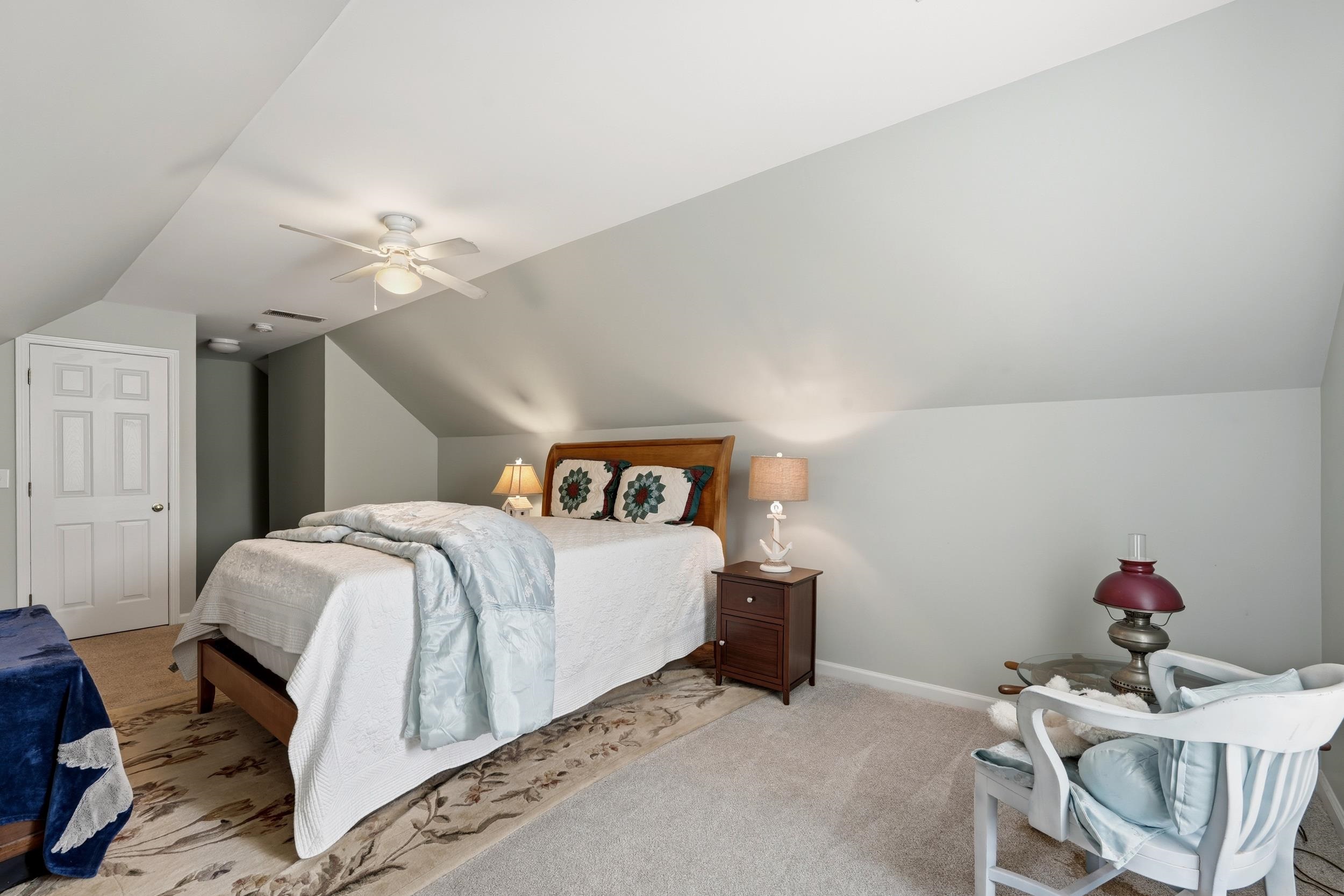 4550 Fringetree Dr. Property Photo 27
