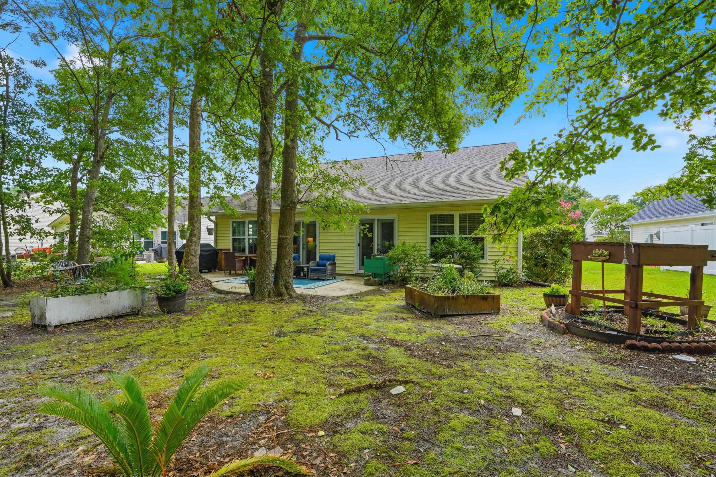4550 Fringetree Dr. Property Photo 31