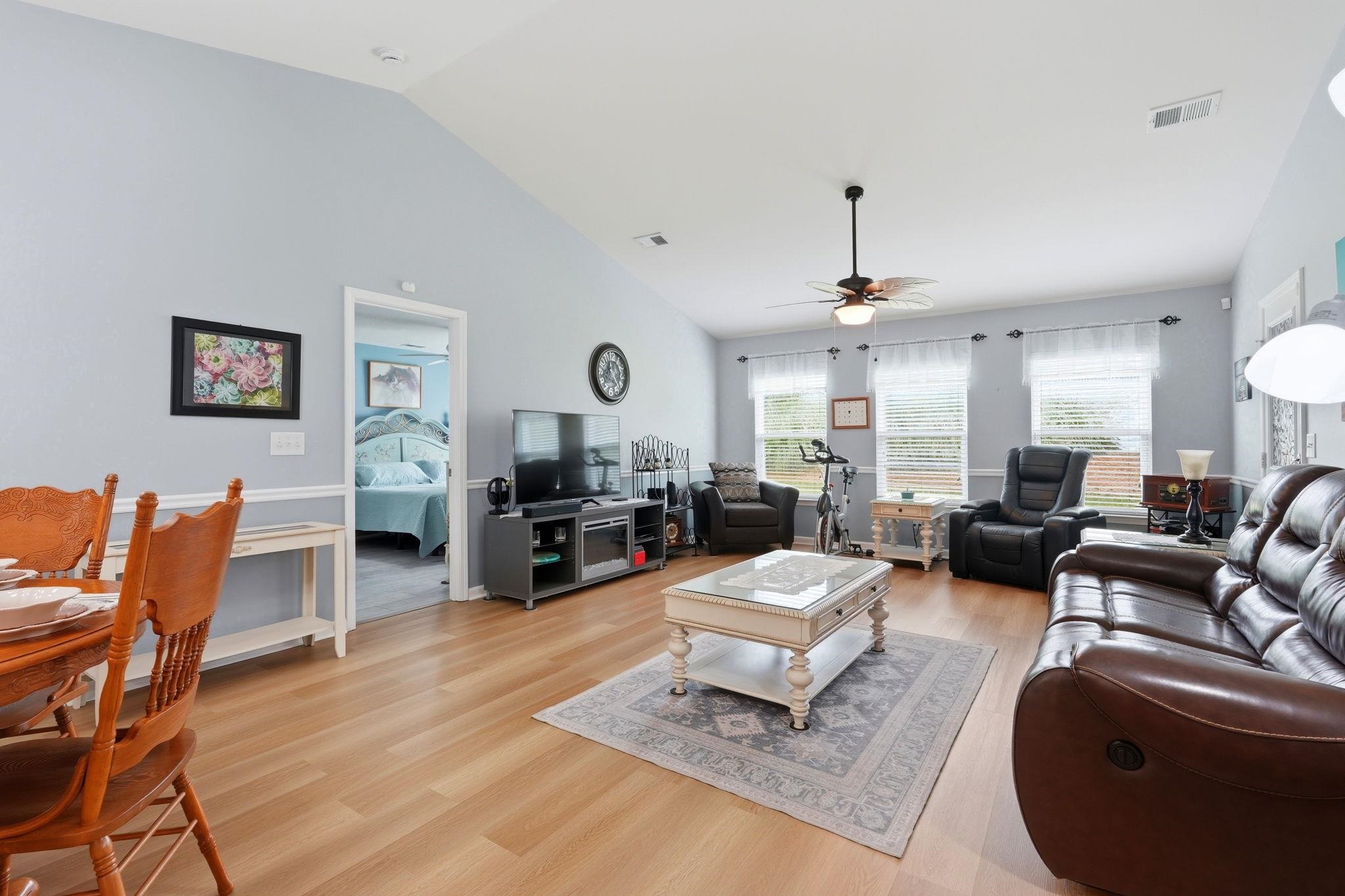1009 Sunnymeadow Pl. Property Photo 13