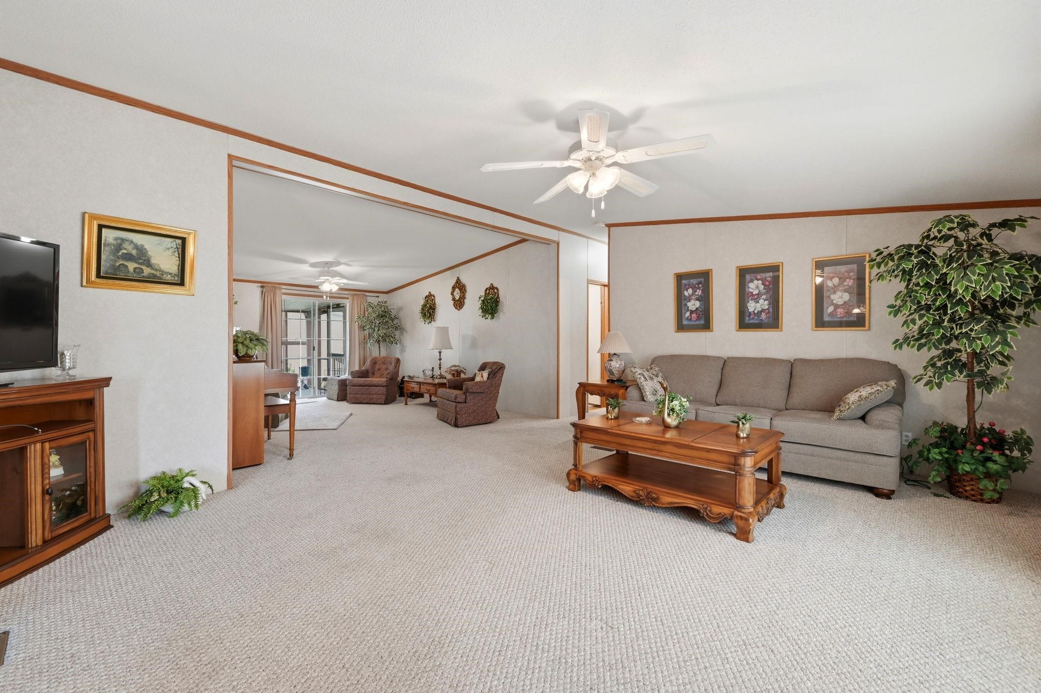 201 Davis Shelley Circle Property Photo 3