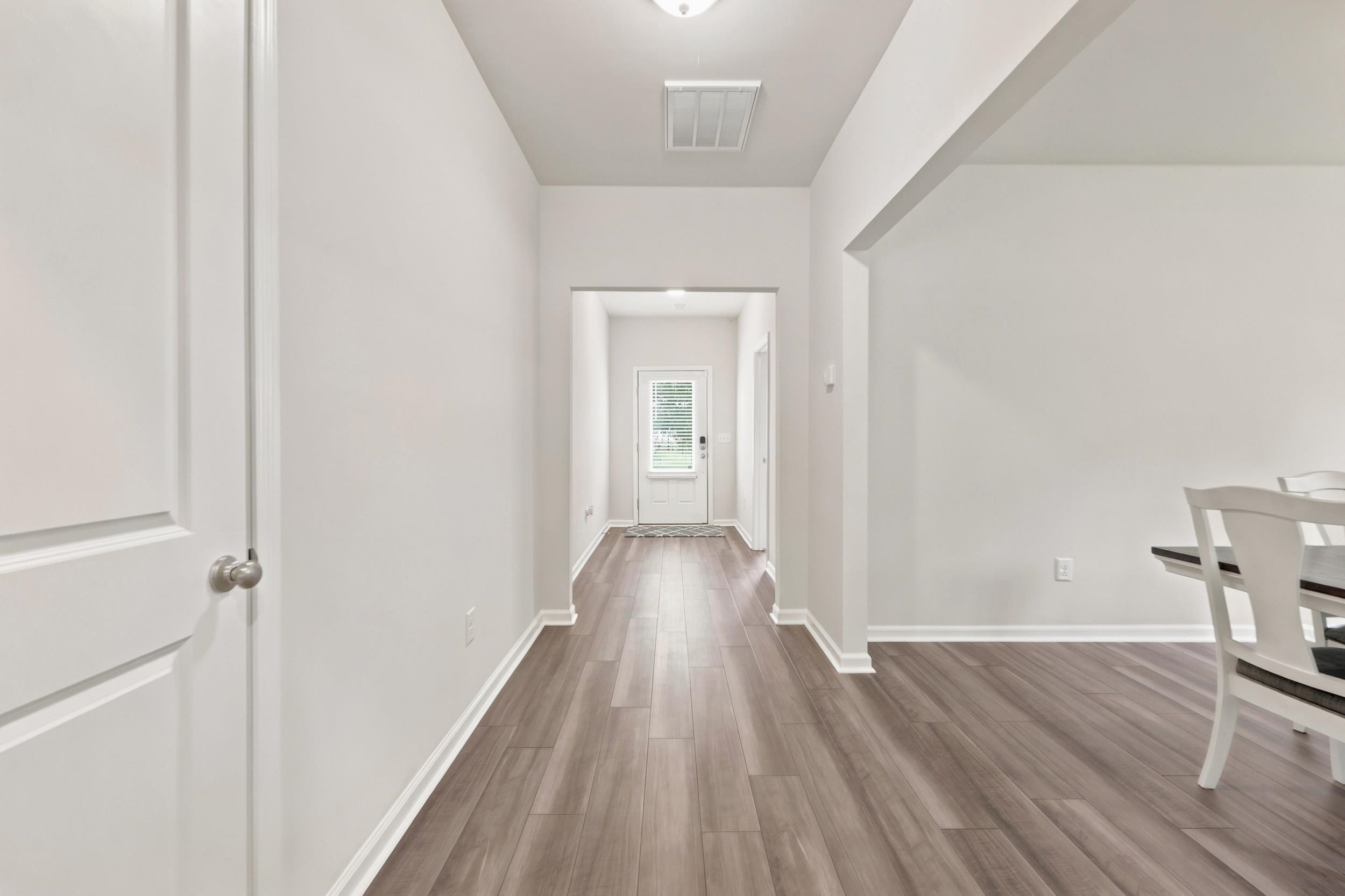 1250 Boswell Ct. Property Photo 10