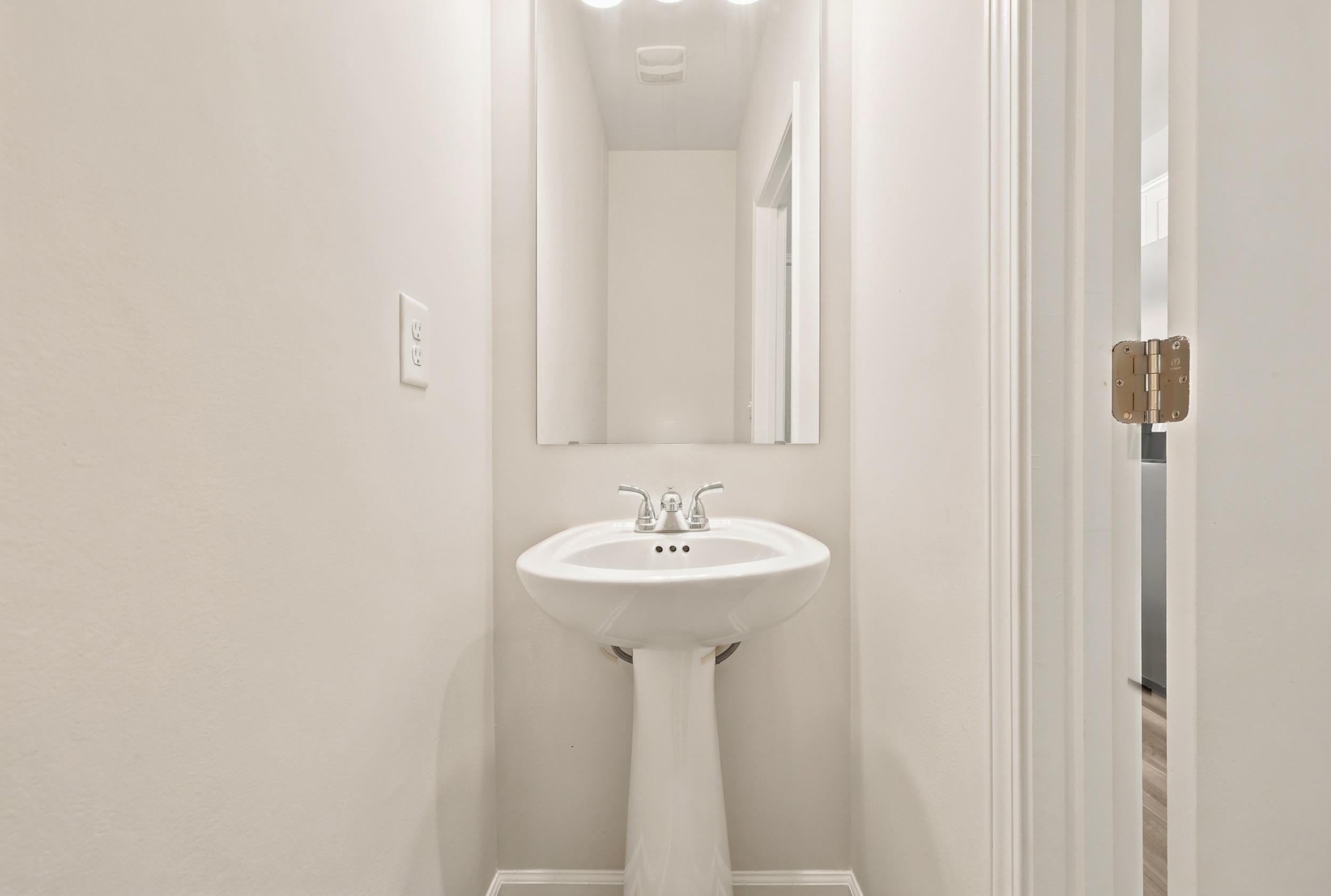 1250 Boswell Ct. Property Photo 21