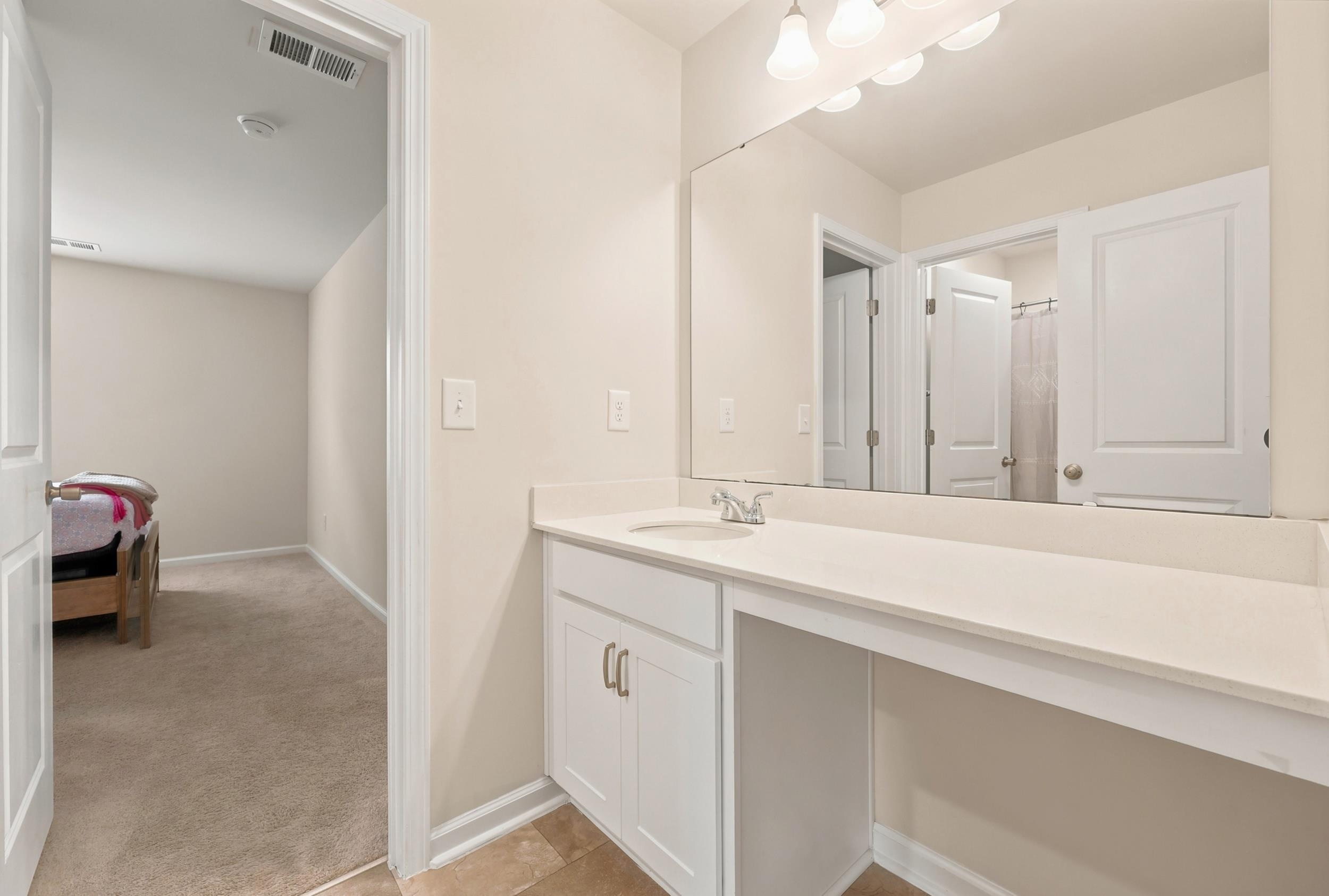 1250 Boswell Ct. Property Photo 32