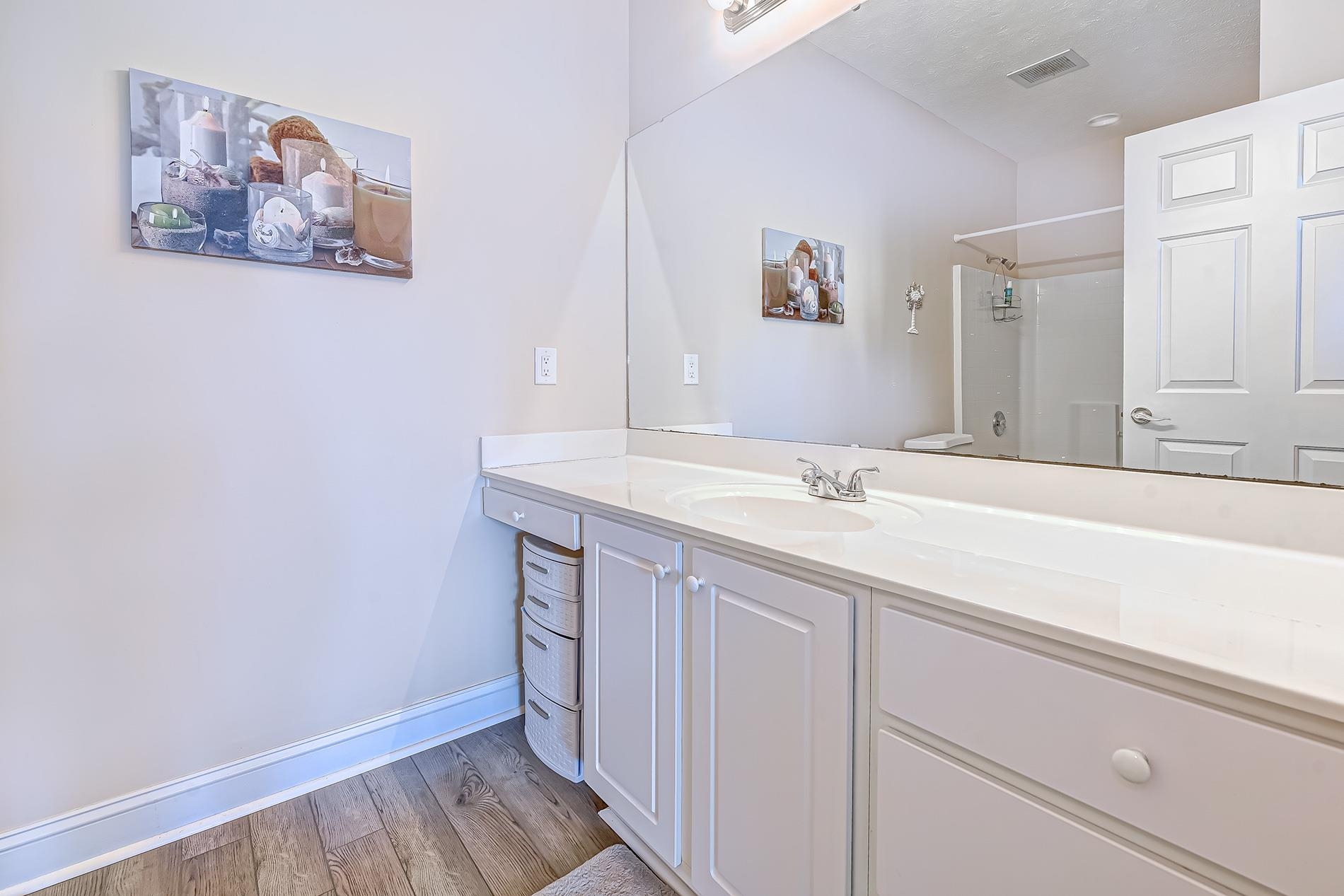 6010 Windsor Green Way Property Photo 23