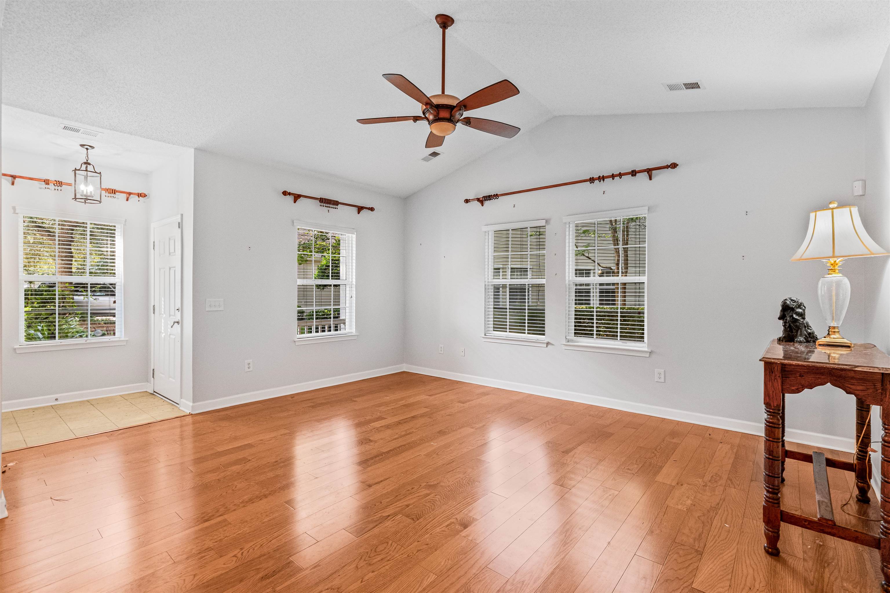 120 Highgrove Ct. Property Photo 4
