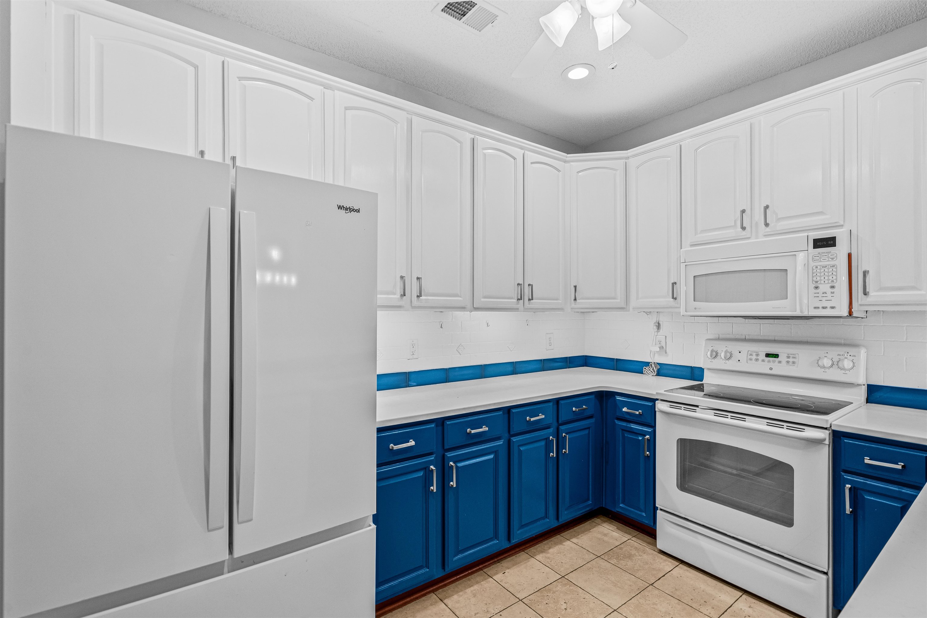 120 Highgrove Ct. Property Photo 7