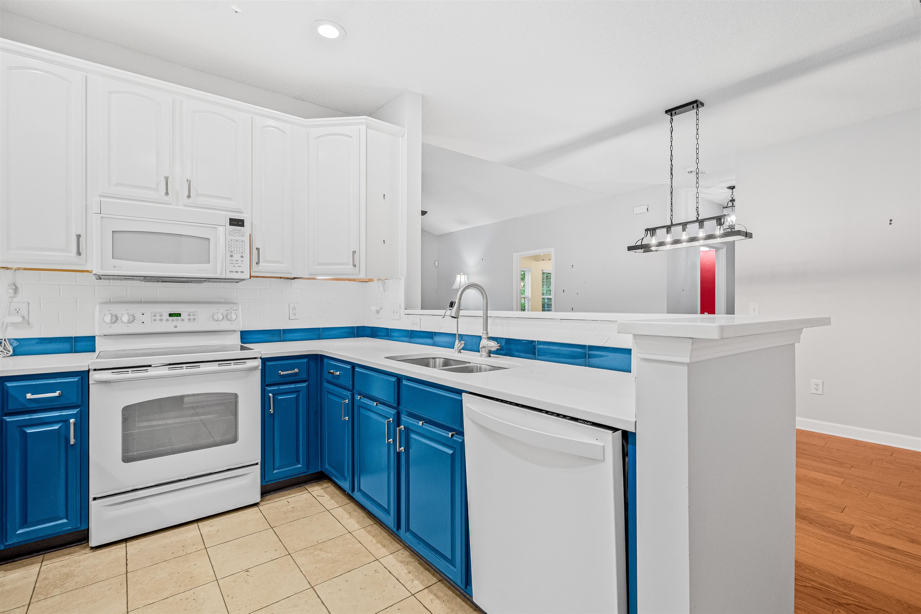 120 Highgrove Ct. Property Photo 8