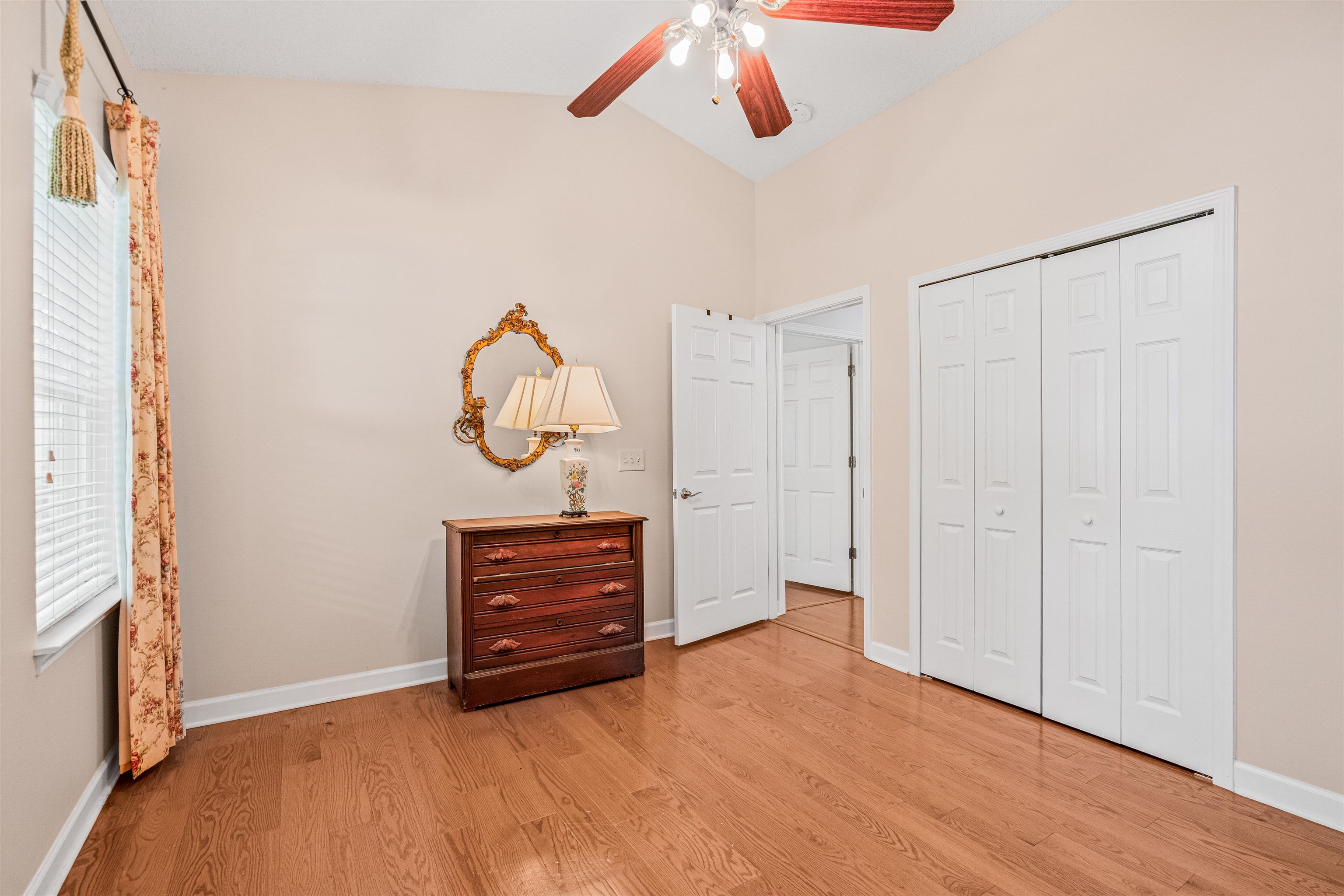120 Highgrove Ct. Property Photo 20