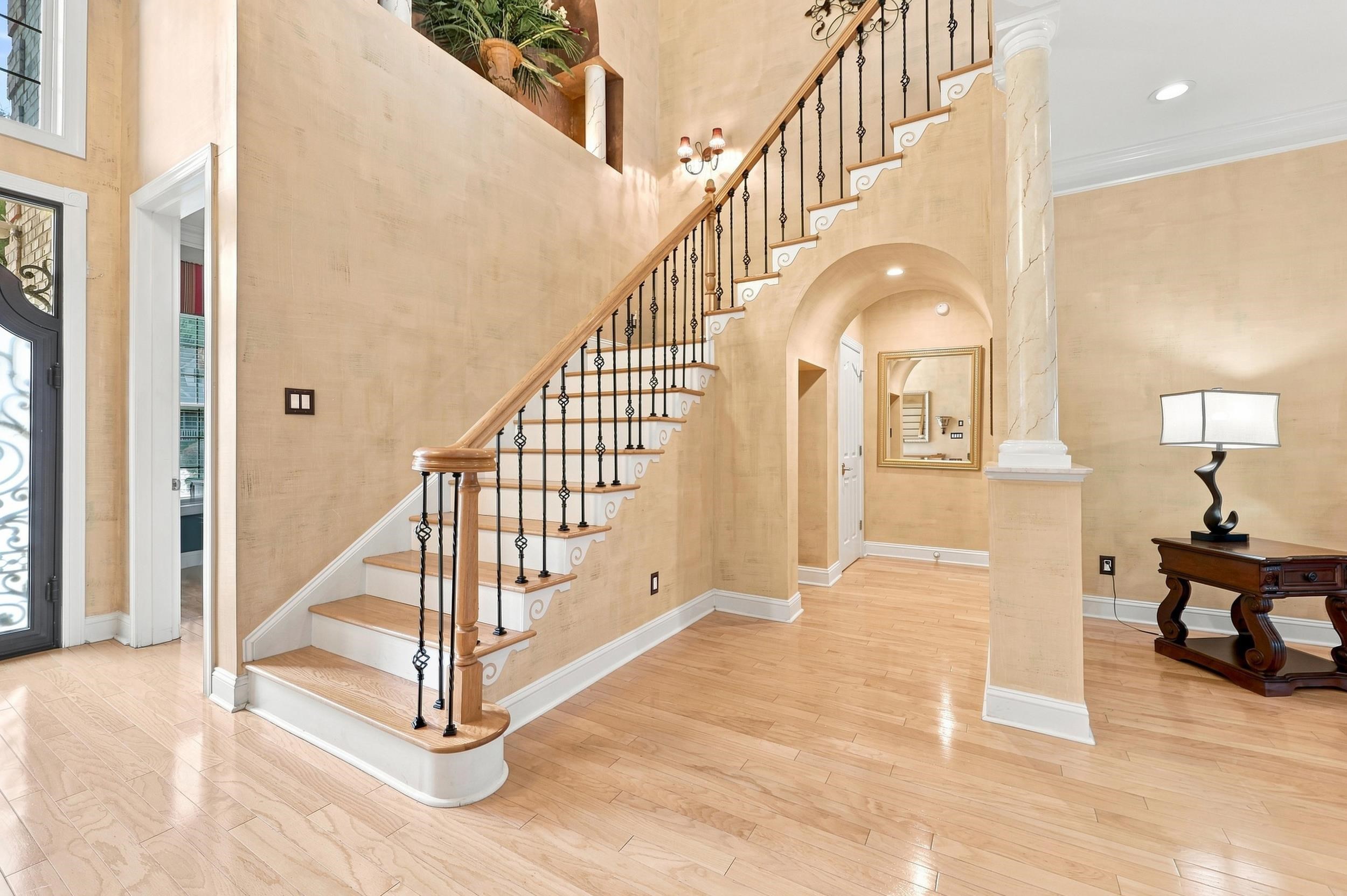 2366 Island Way Property Photo 11