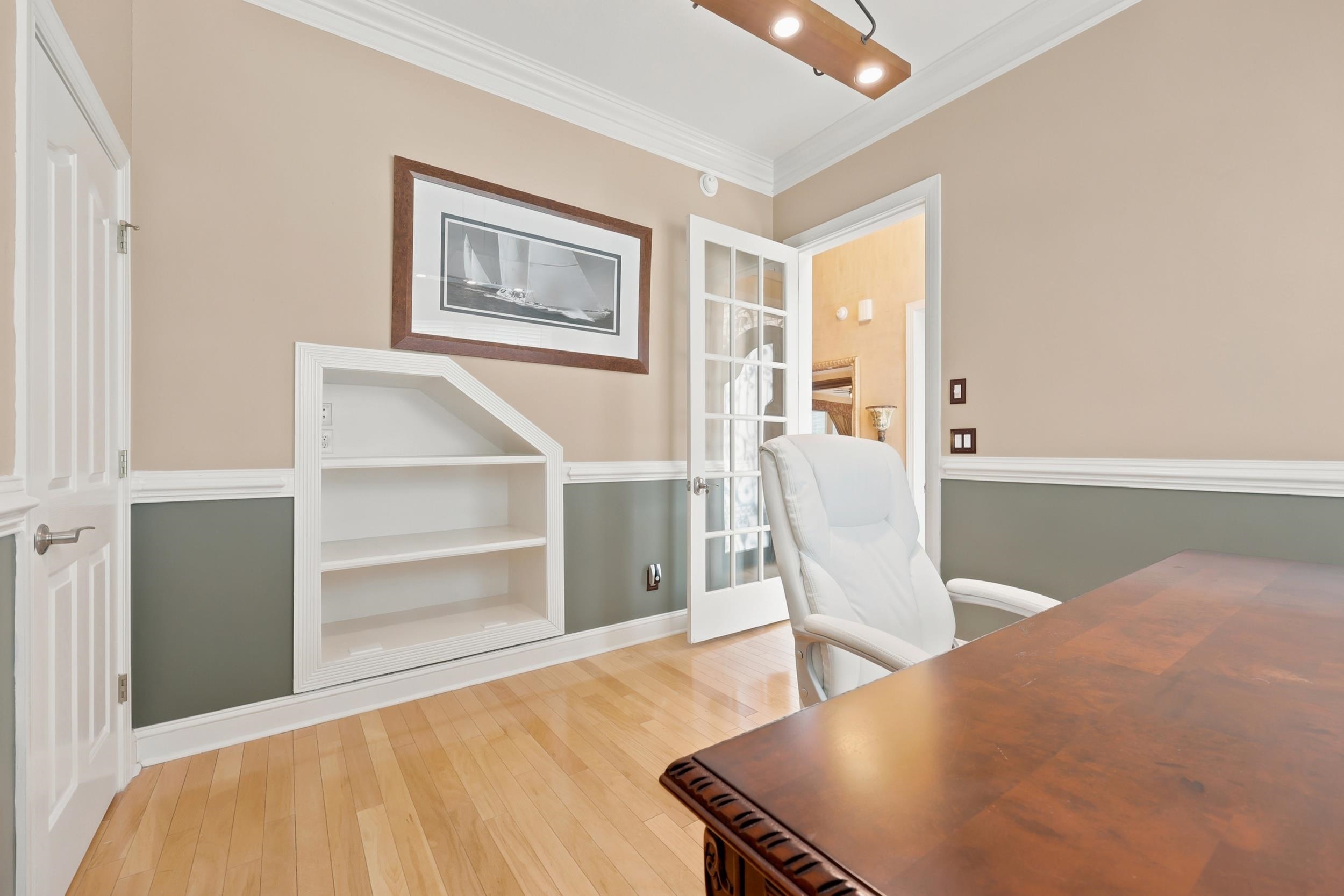 2366 Island Way Property Photo 15