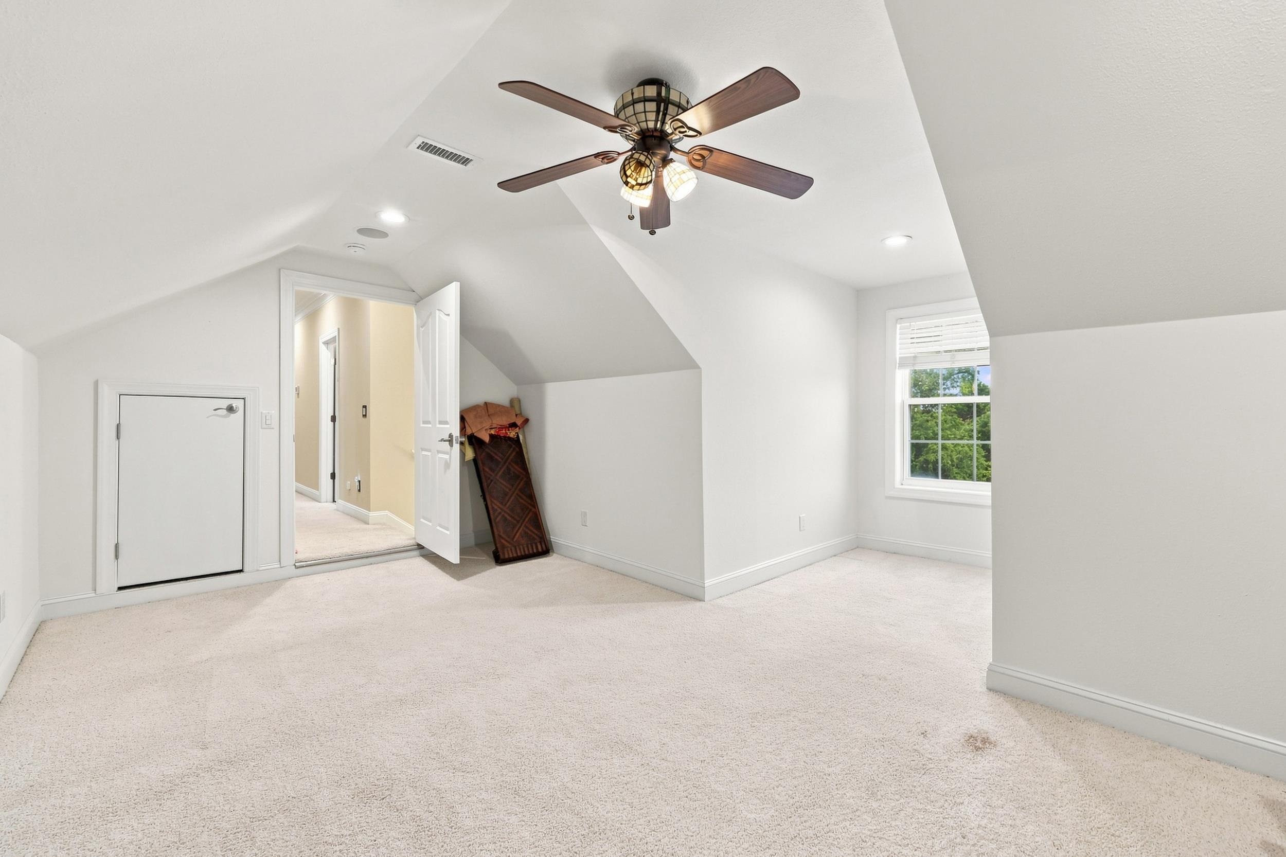 2366 Island Way Property Photo 45