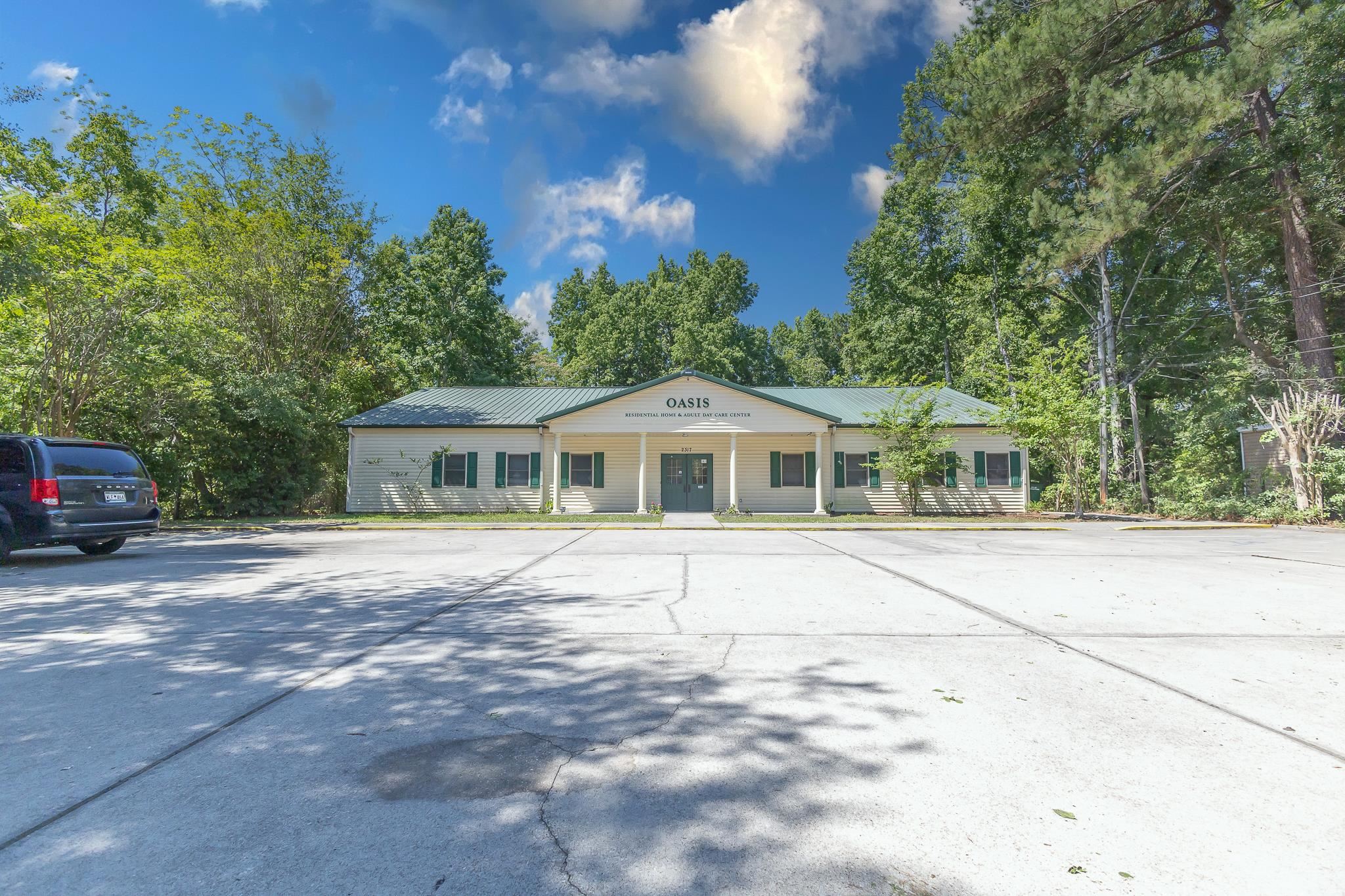 2317 Prince St. Property Photo 13