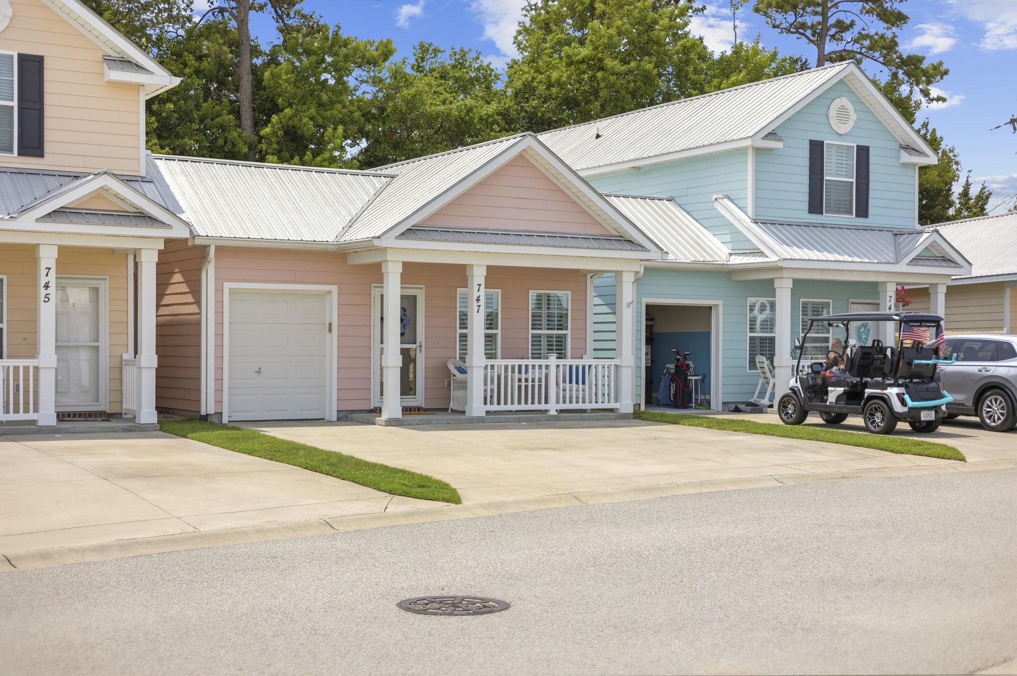 747 Shell Creek Circle Property Photo 4