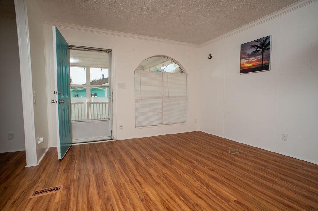 353 Misty Breeze Ln. Property Photo 12