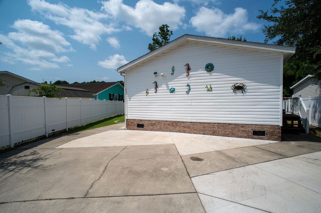 353 Misty Breeze Ln. Property Photo 75