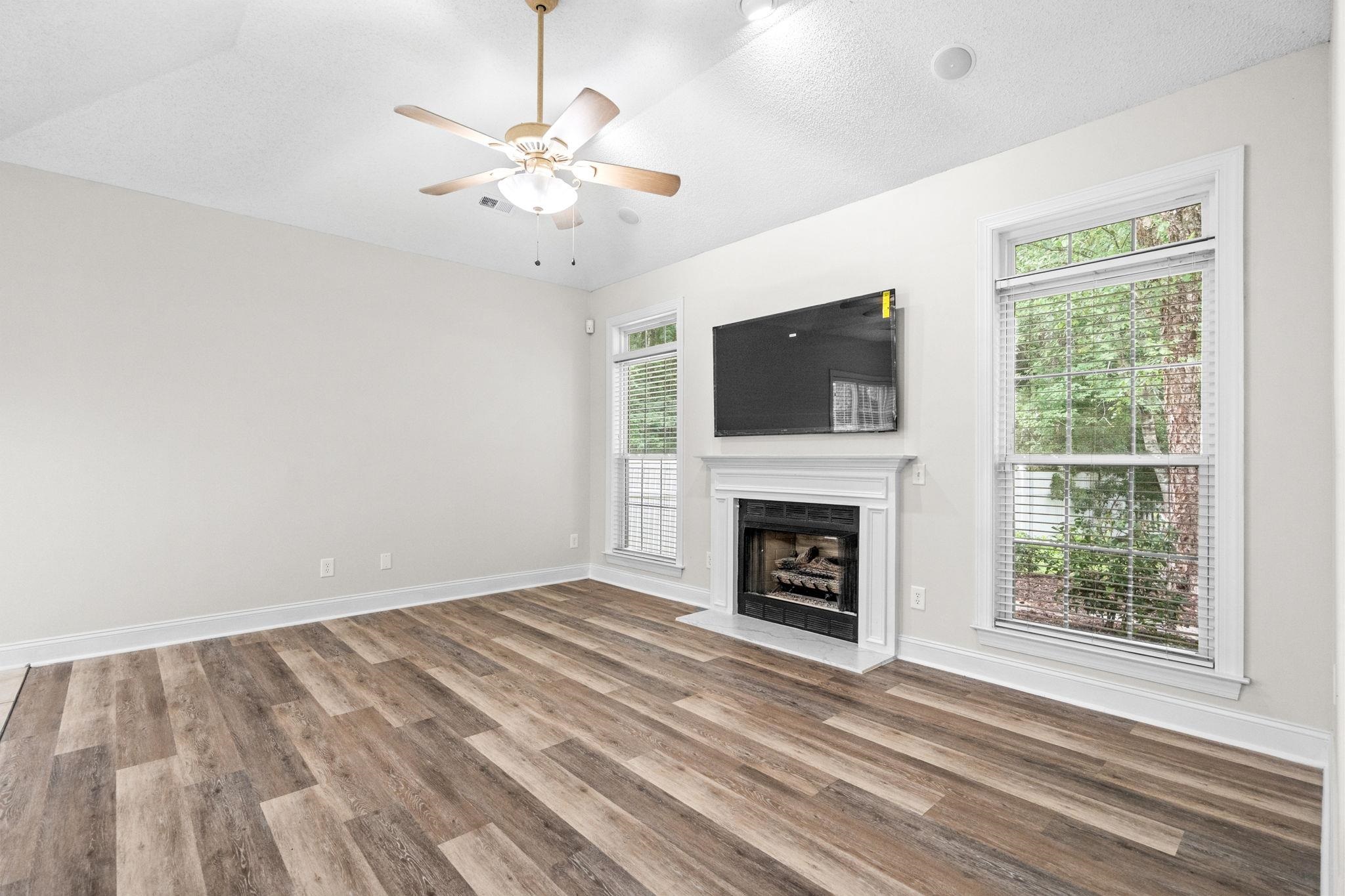 4002 Edenborough Dr. Property Photo 17