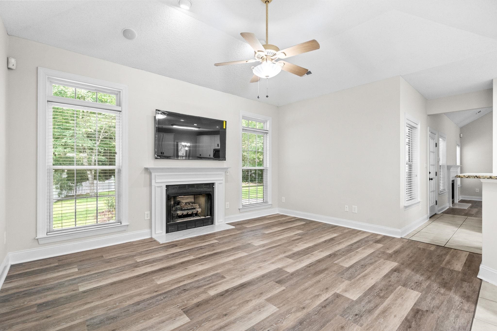 4002 Edenborough Dr. Property Photo 18