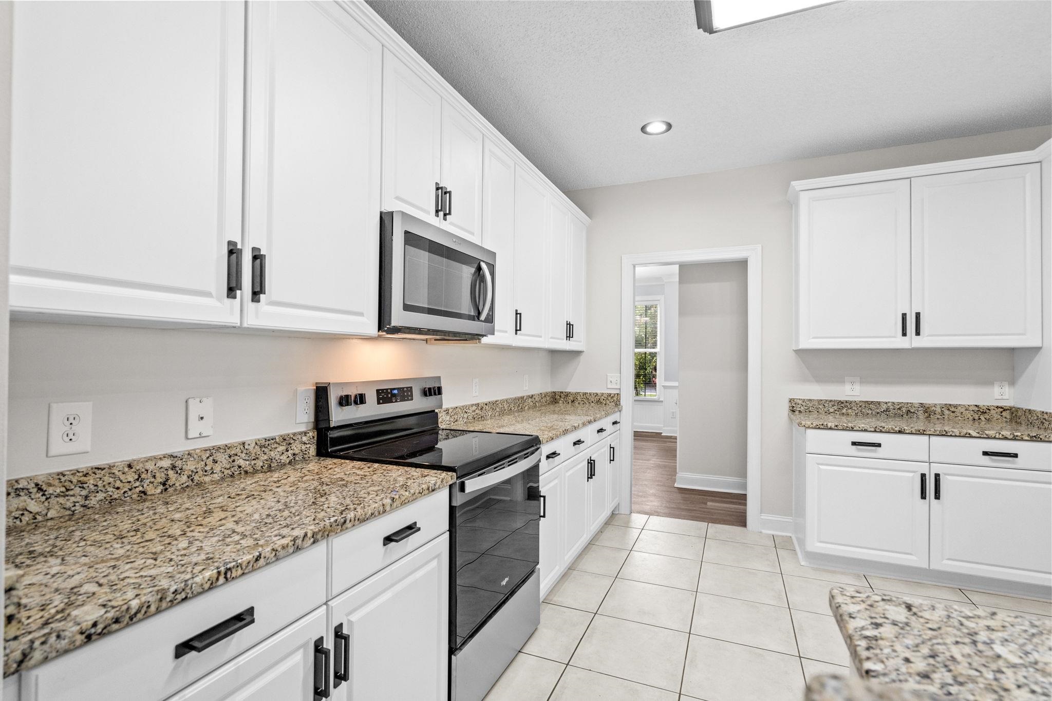 4002 Edenborough Dr. Property Photo 25