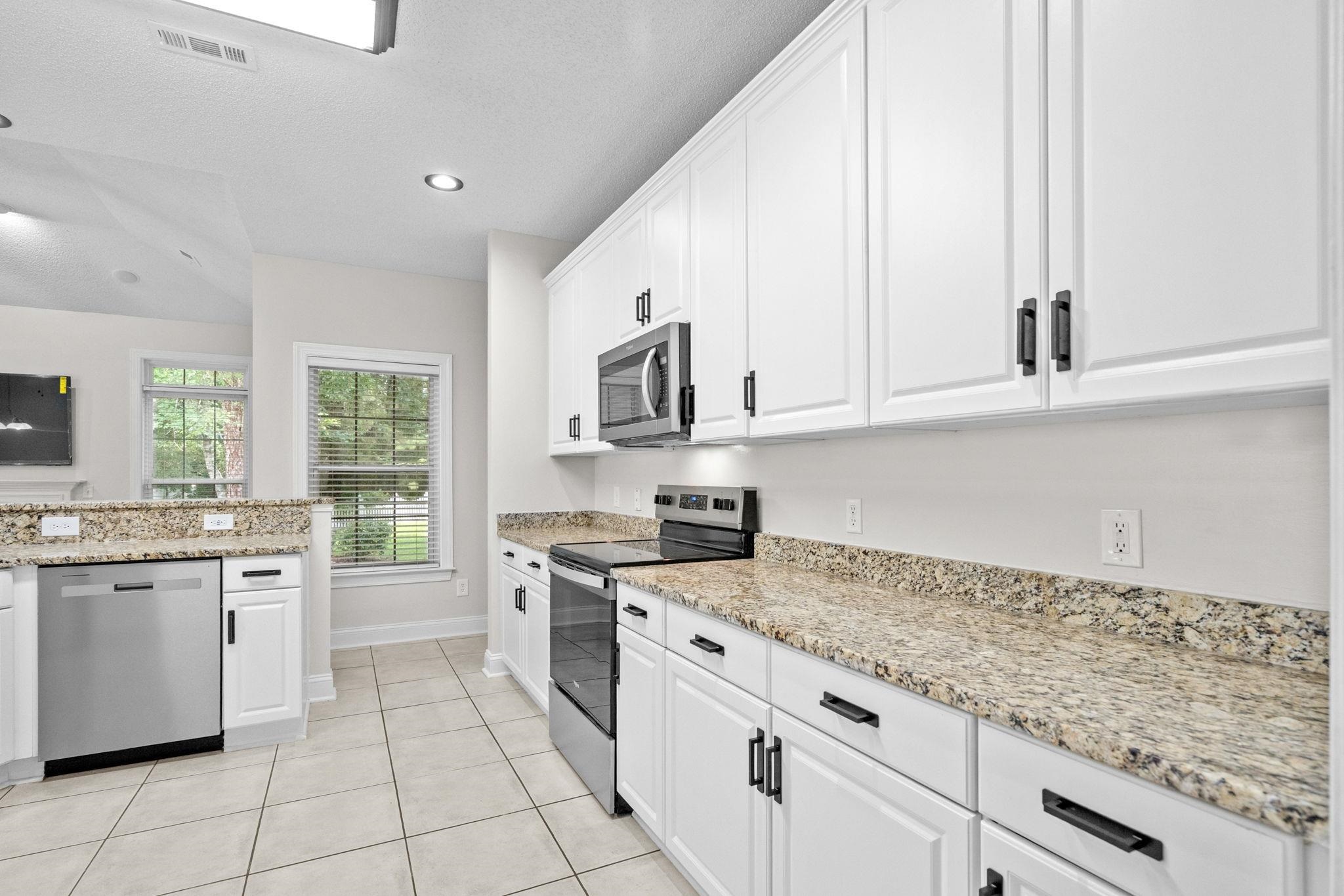 4002 Edenborough Dr. Property Photo 84
