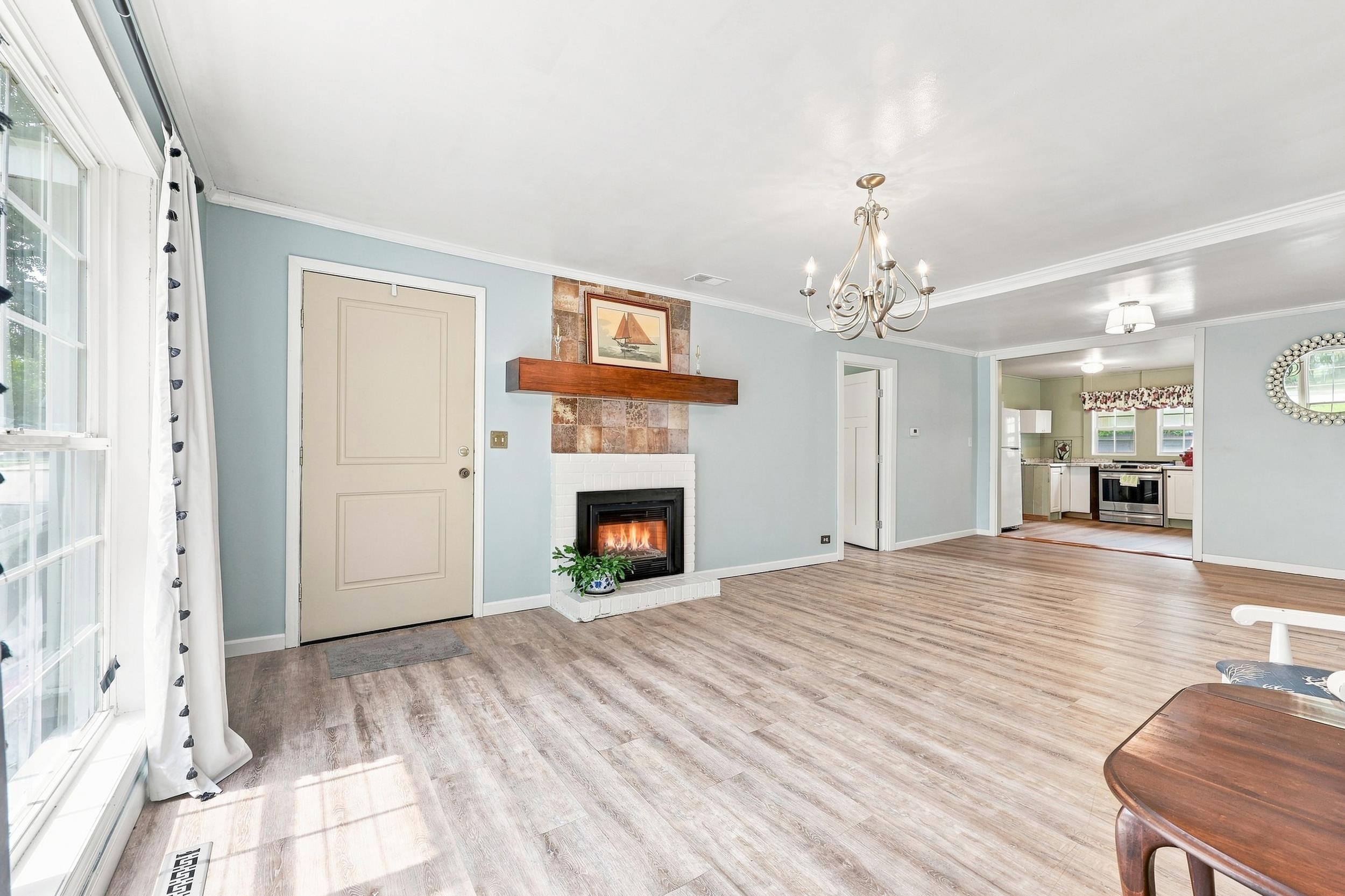 1924 South Island Rd. Property Photo 4
