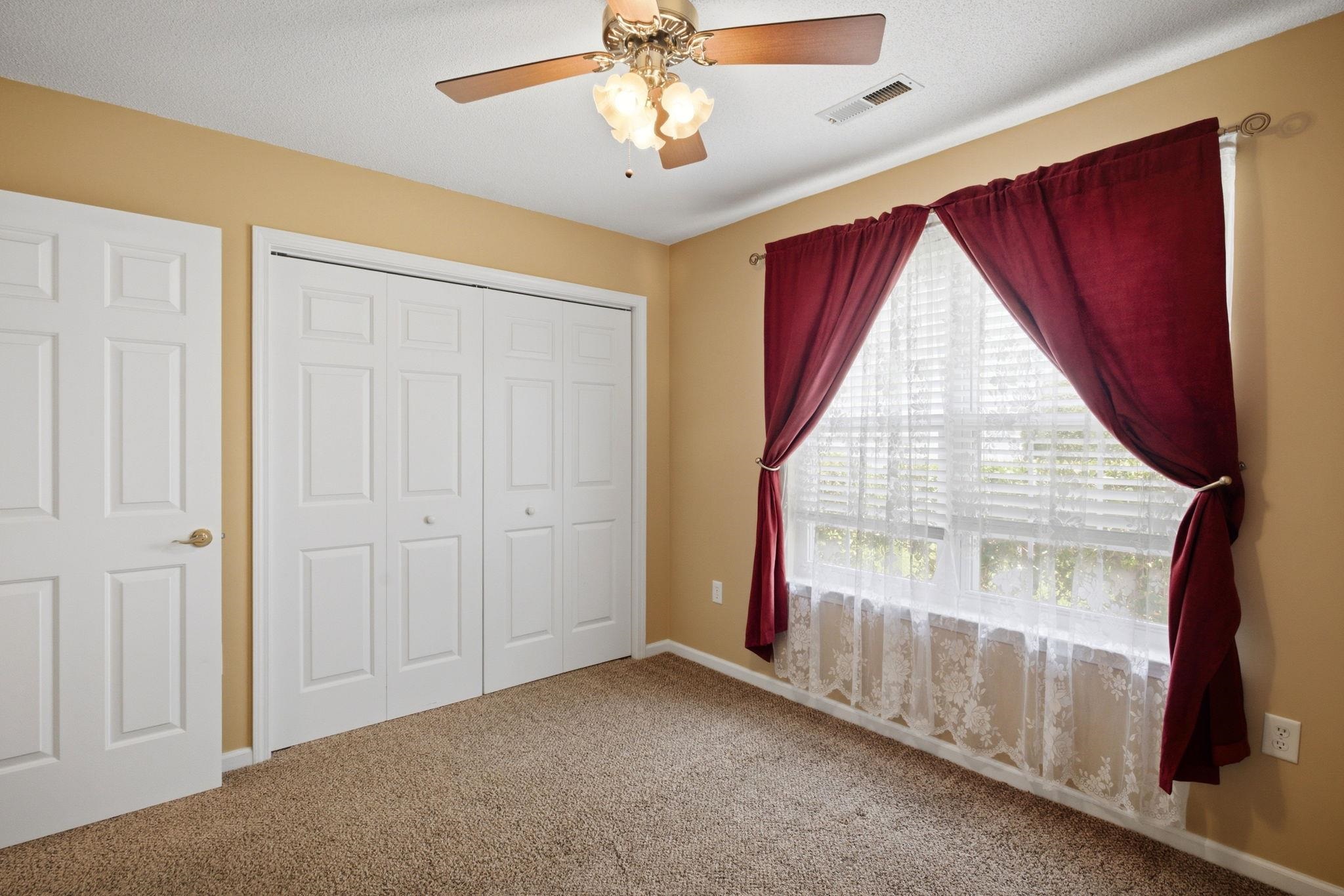1037 Vestry Dr. Property Photo 26