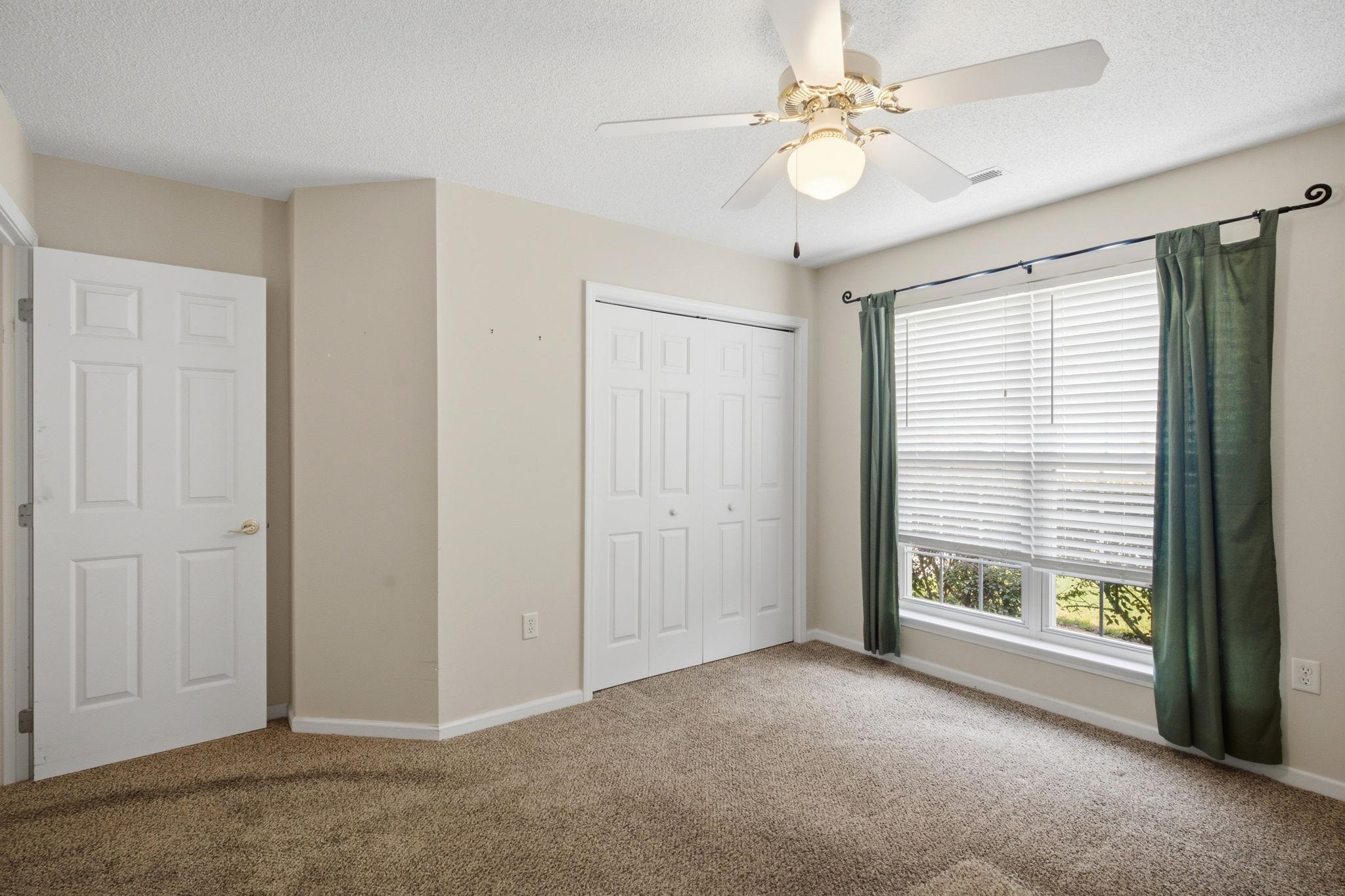 1037 Vestry Dr. Property Photo 28