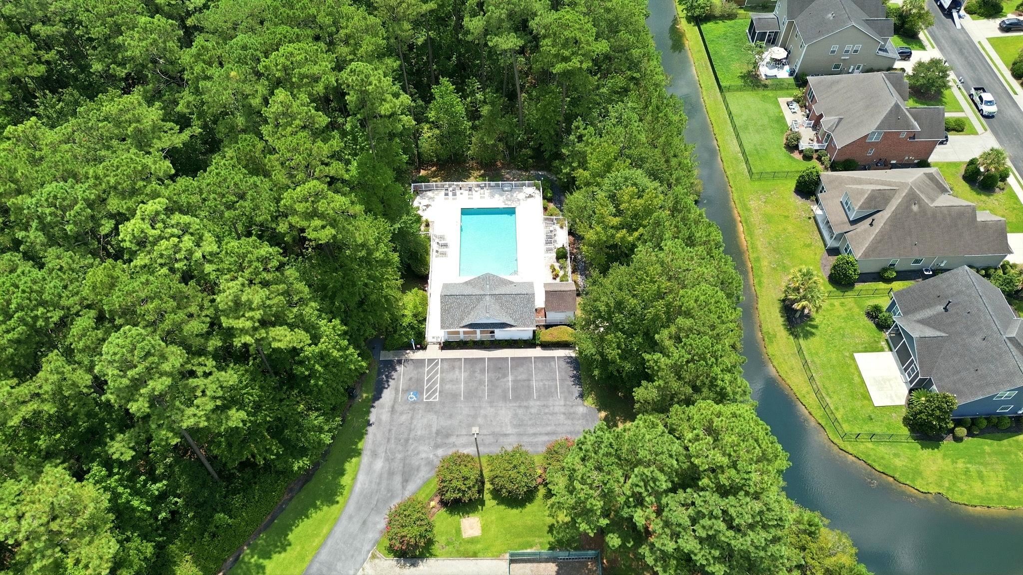 1037 Vestry Dr. Property Photo 45