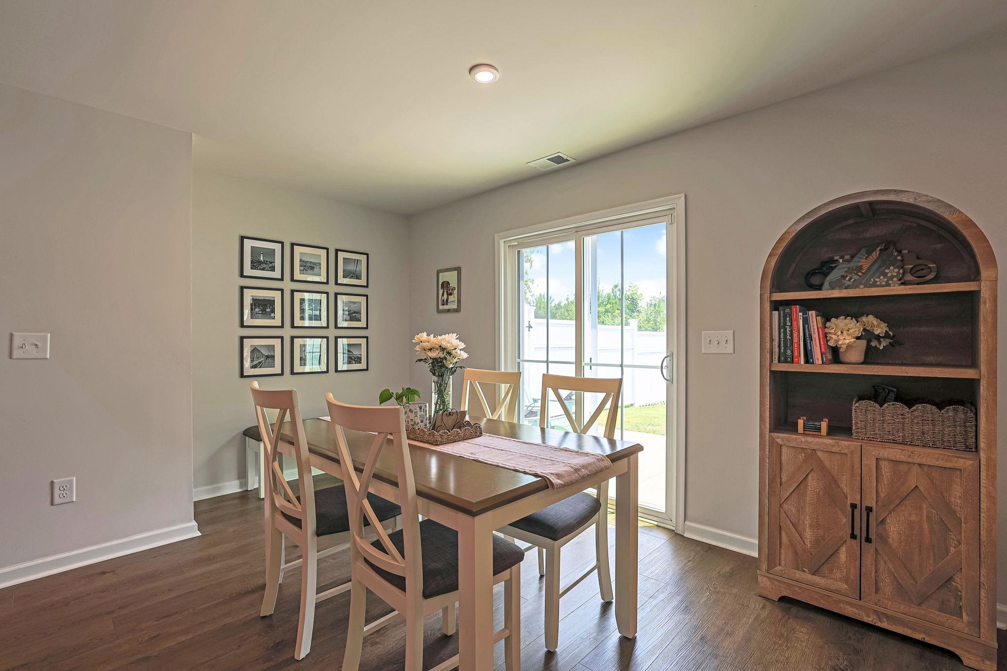 1019 Oak Meadow Dr. Property Photo 13