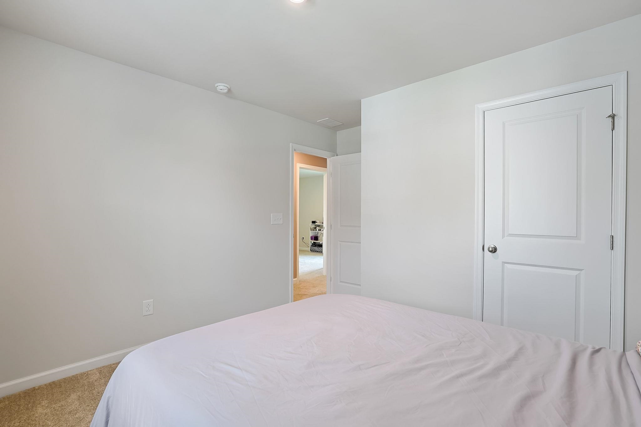 1019 Oak Meadow Dr. Property Photo 24