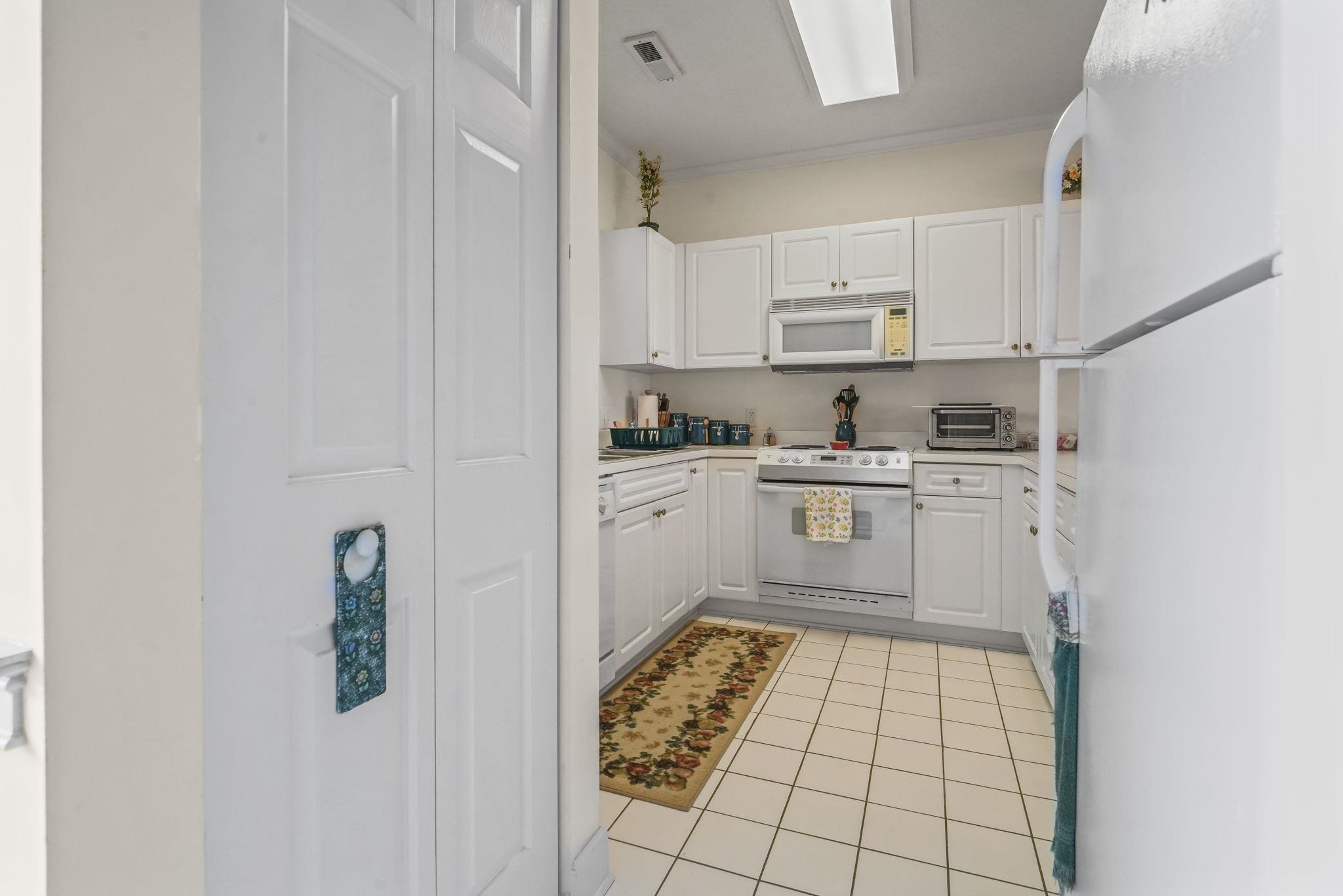 4167 Hibiscus Dr. Property Photo 4