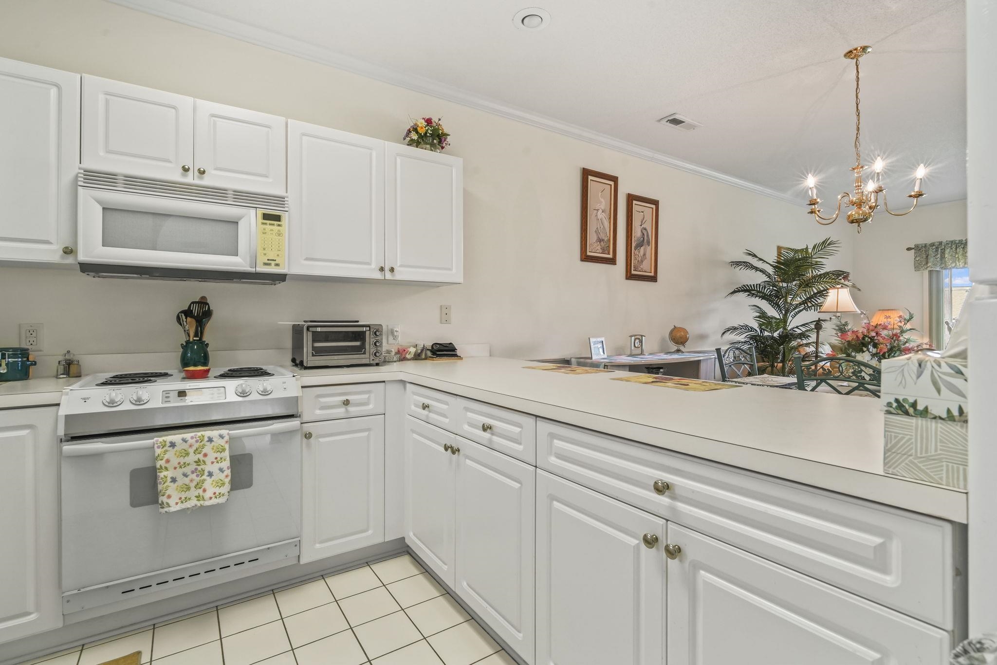 4167 Hibiscus Dr. Property Photo 6