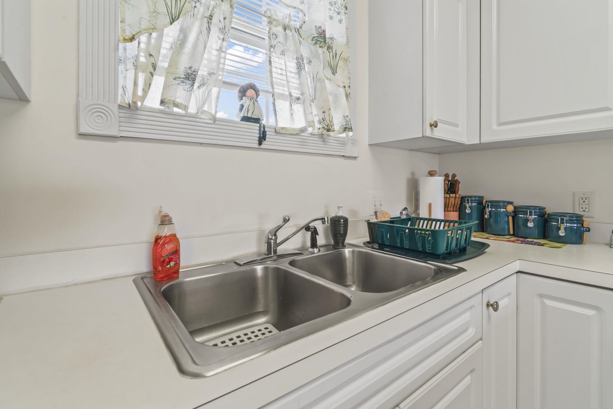 4167 Hibiscus Dr. Property Photo 7