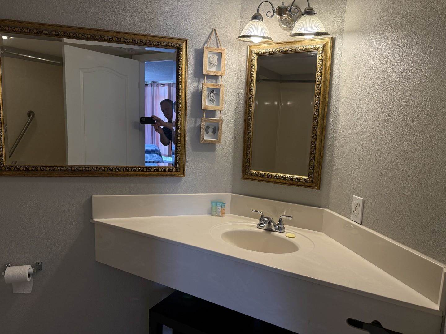 2504 N Ocean Blvd. Property Photo 8
